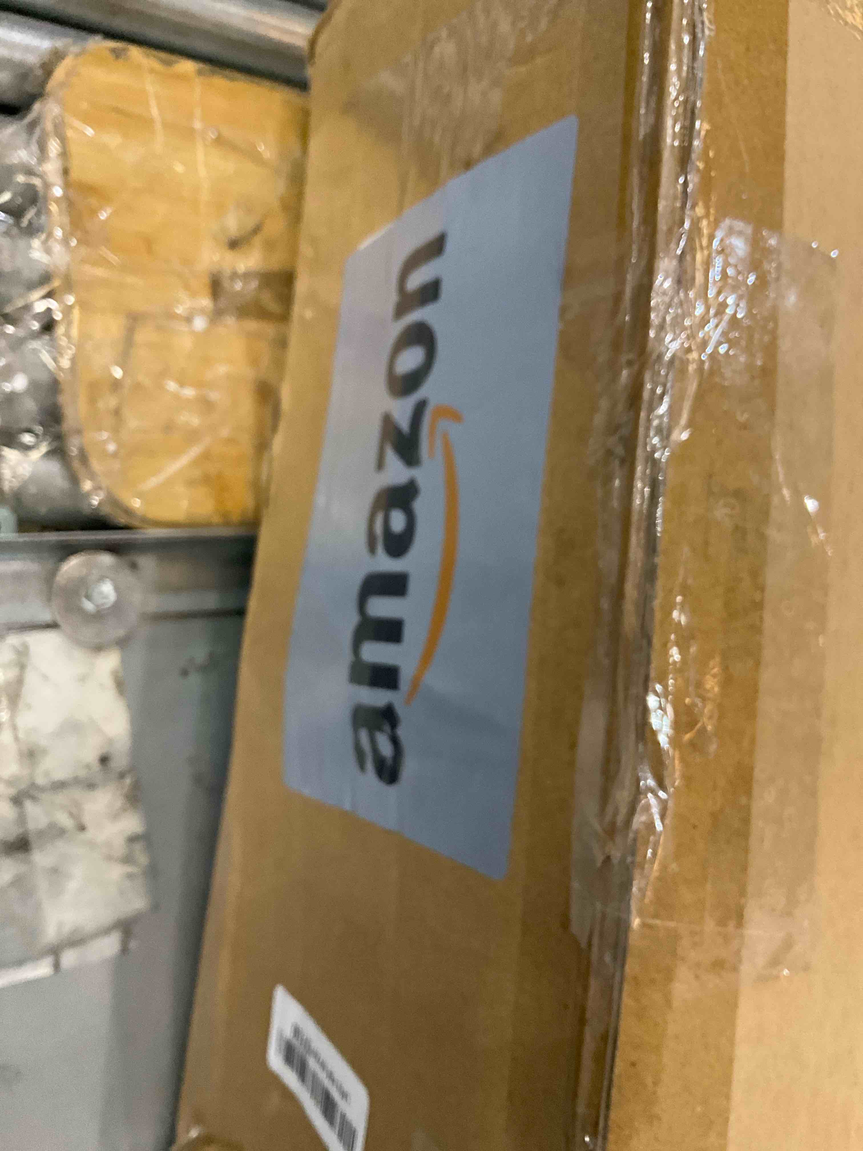 https://s3.amazonaws.com/lotting-images-prod/BargainHunt/EXS01515062_1716298341354.jpeg