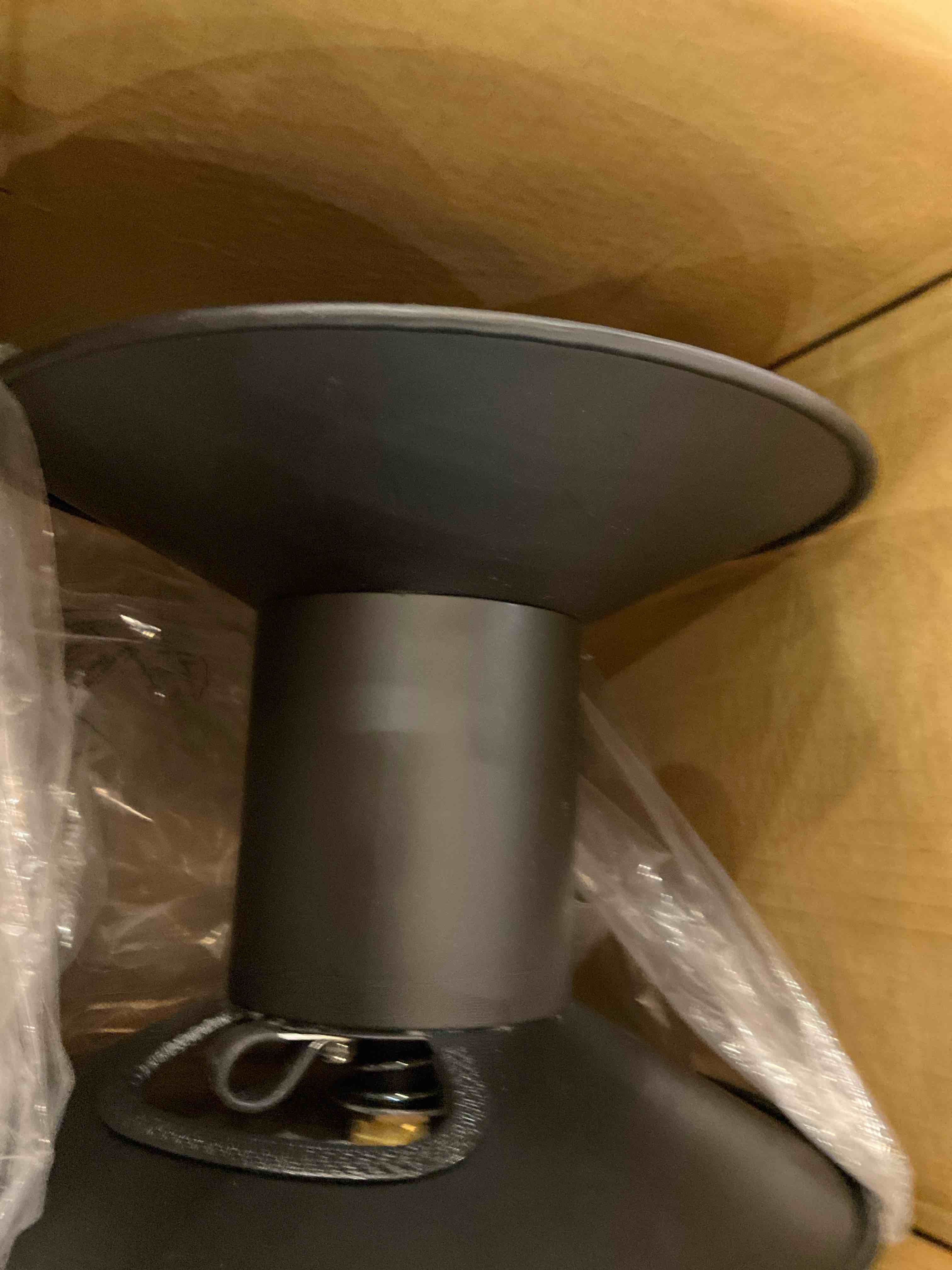 https://s3.amazonaws.com/lotting-images-prod/BargainHunt/EXS01515086_1716303437668.jpeg