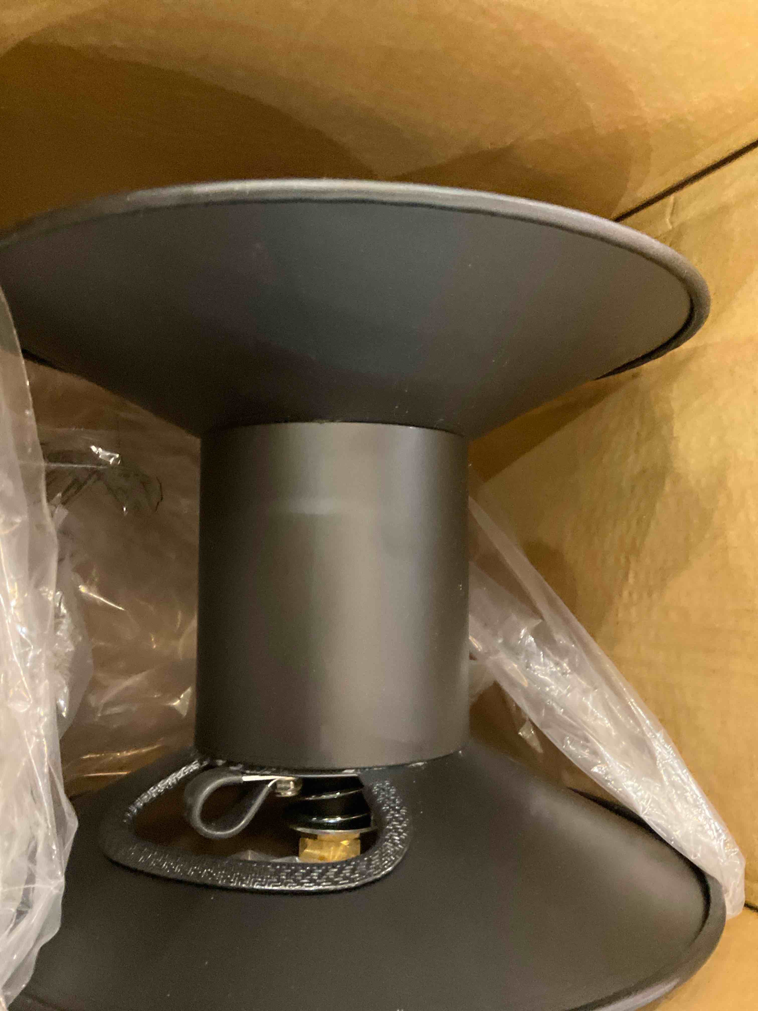 https://s3.amazonaws.com/lotting-images-prod/BargainHunt/EXS01515086_1716303438733.jpeg