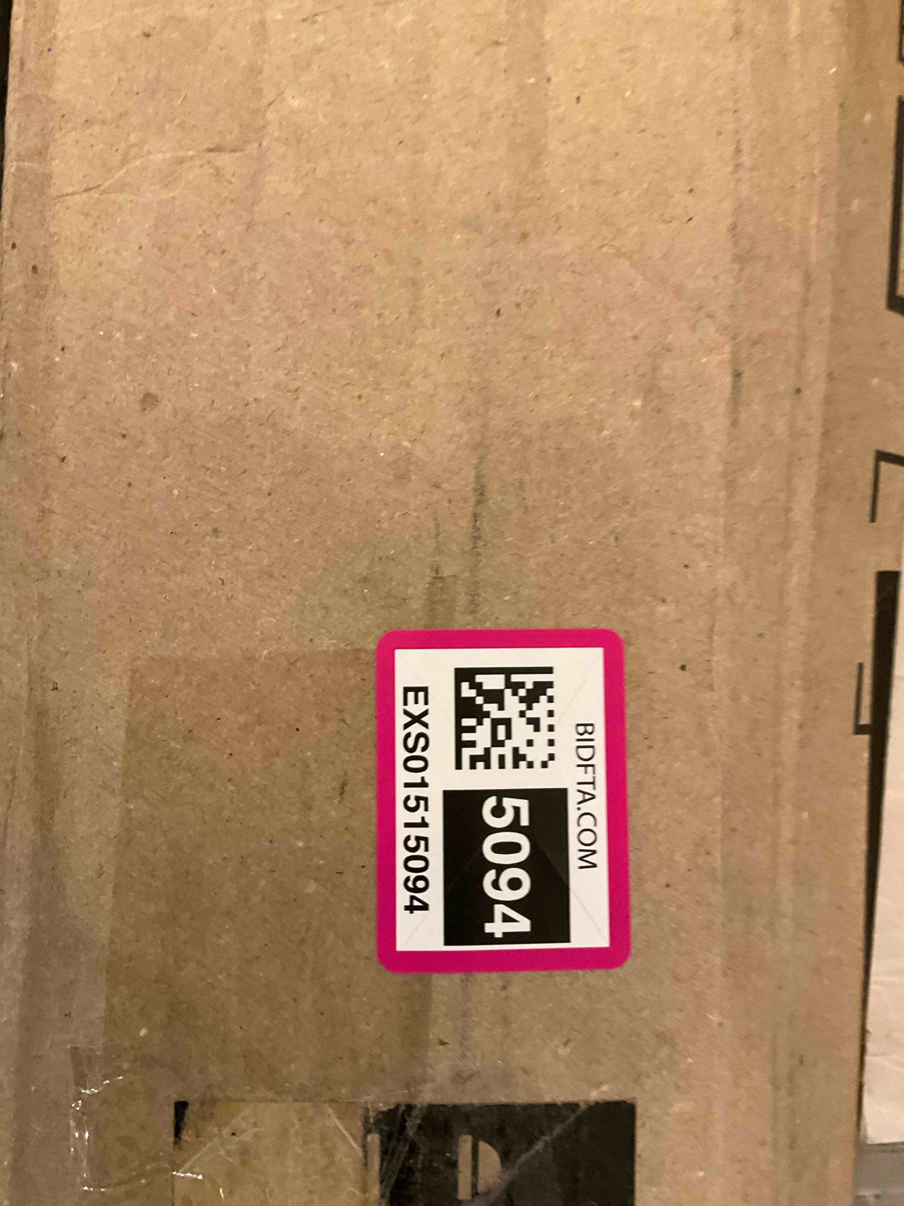 https://s3.amazonaws.com/lotting-images-prod/BargainHunt/EXS01515094_1716304871619.jpeg