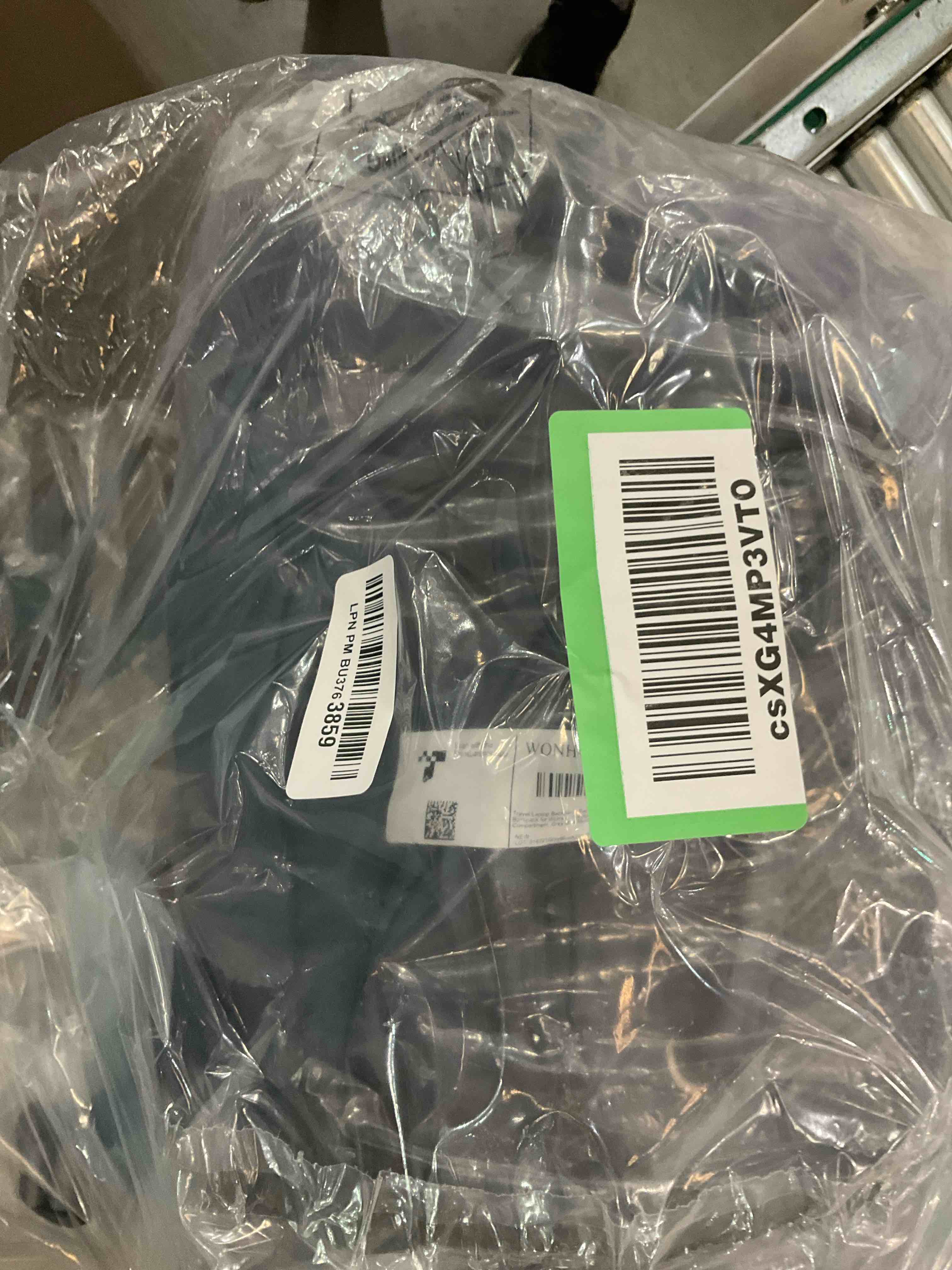 https://s3.amazonaws.com/lotting-images-prod/BargainHunt/EXS01515117_1716311125221.jpeg