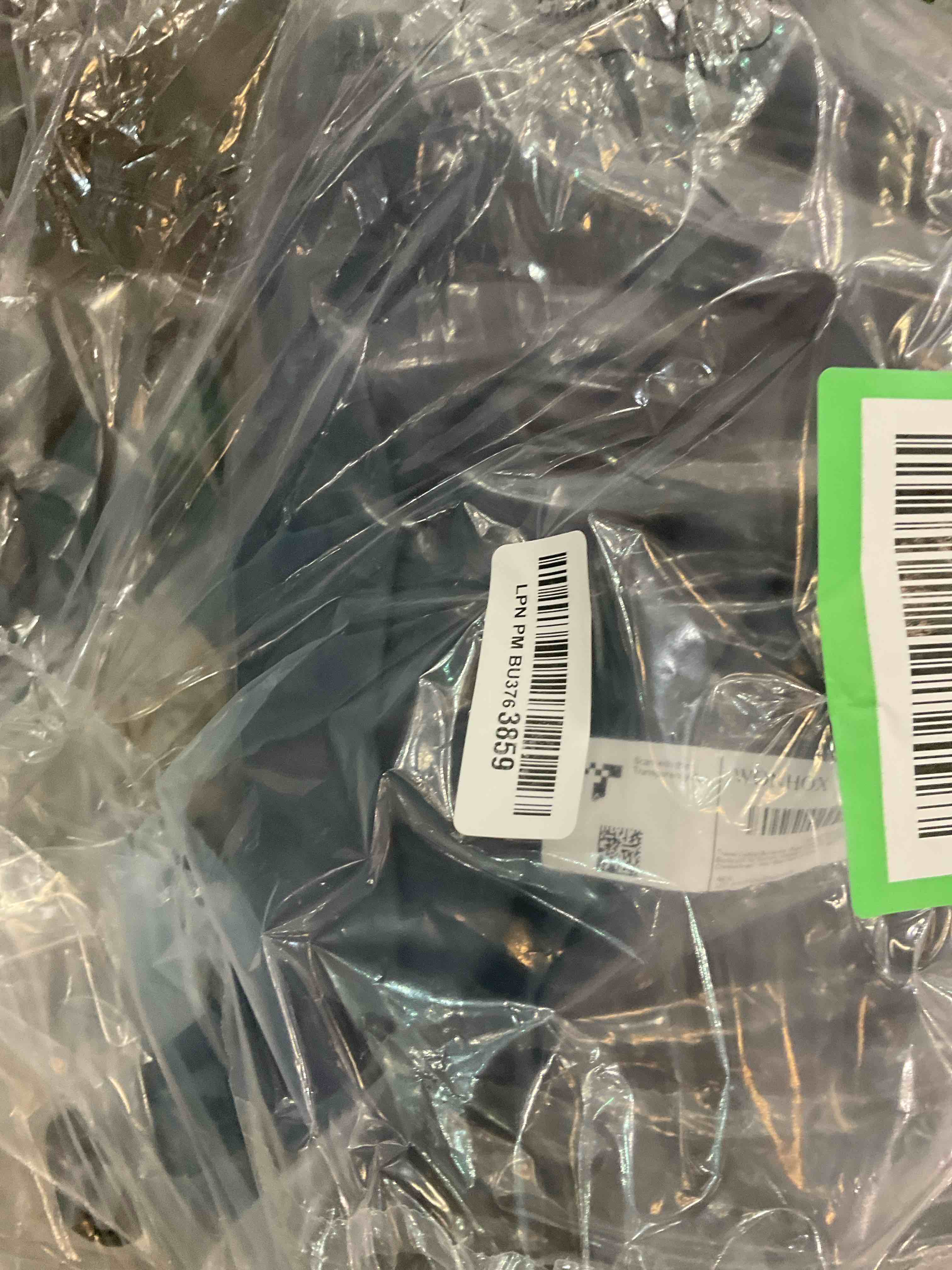 https://s3.amazonaws.com/lotting-images-prod/BargainHunt/EXS01515117_1716311126557.jpeg