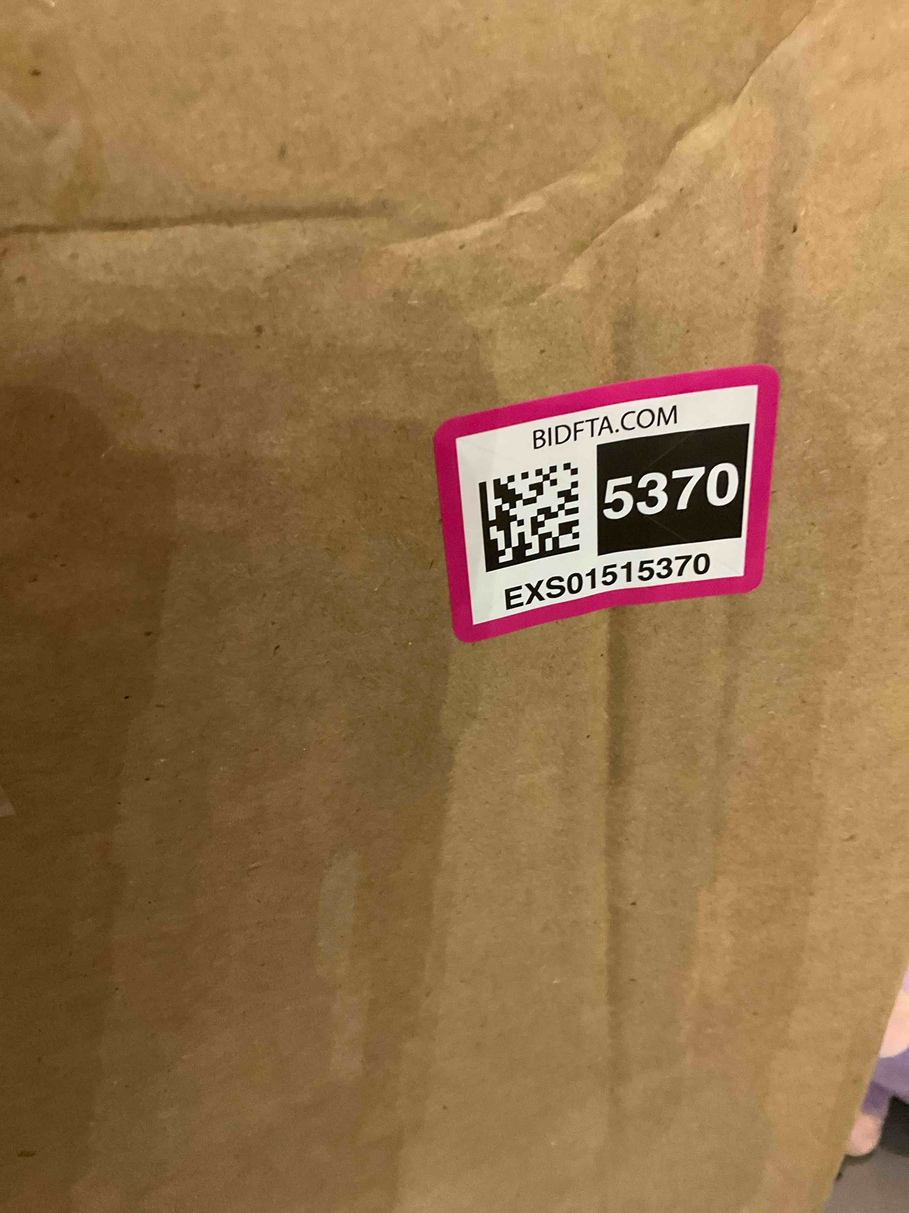 https://s3.amazonaws.com/lotting-images-prod/BargainHunt/EXS01515370_1716488613722.jpeg
