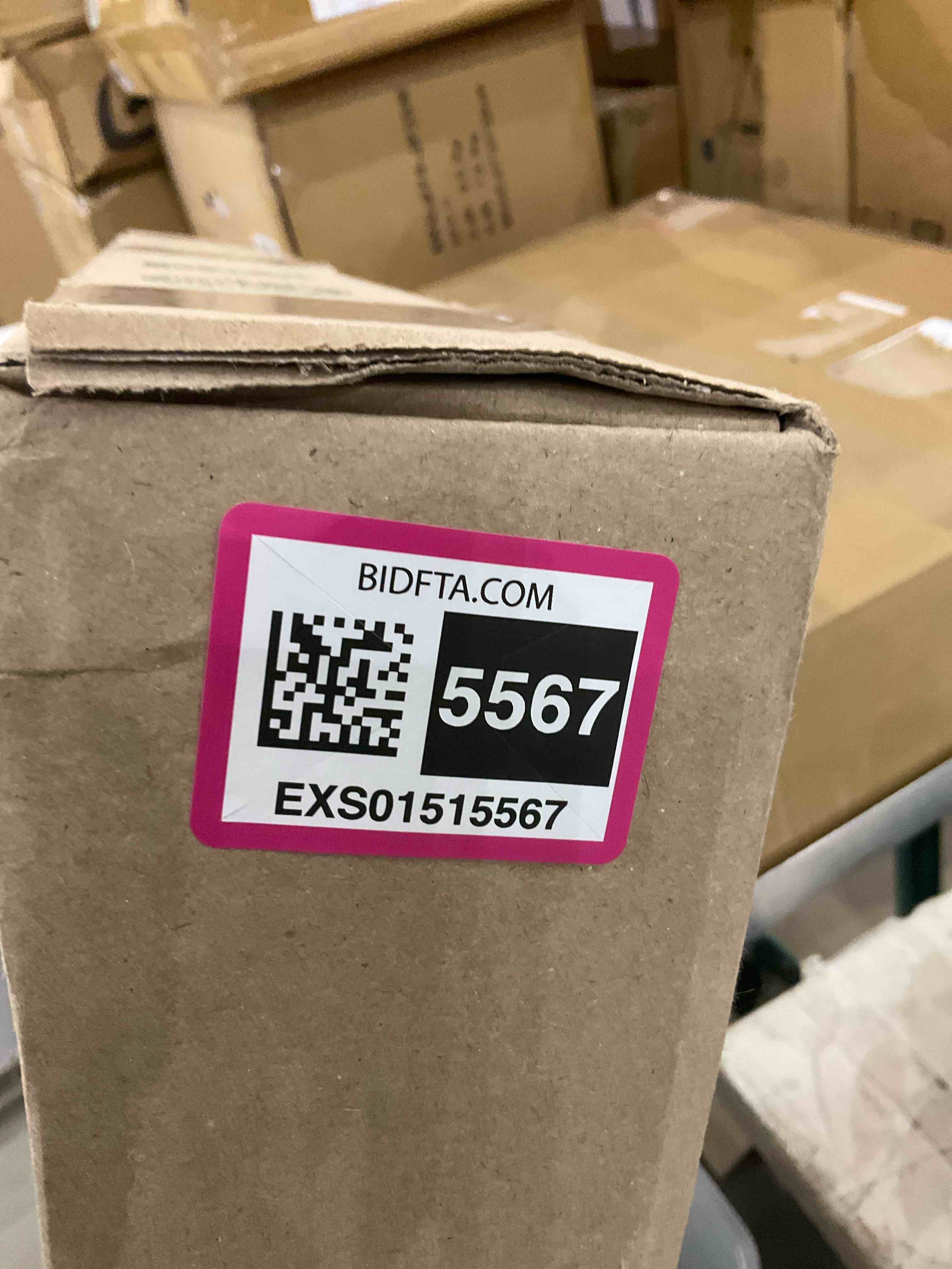 https://s3.amazonaws.com/lotting-images-prod/BargainHunt/EXS01515567_1716377244733.jpeg