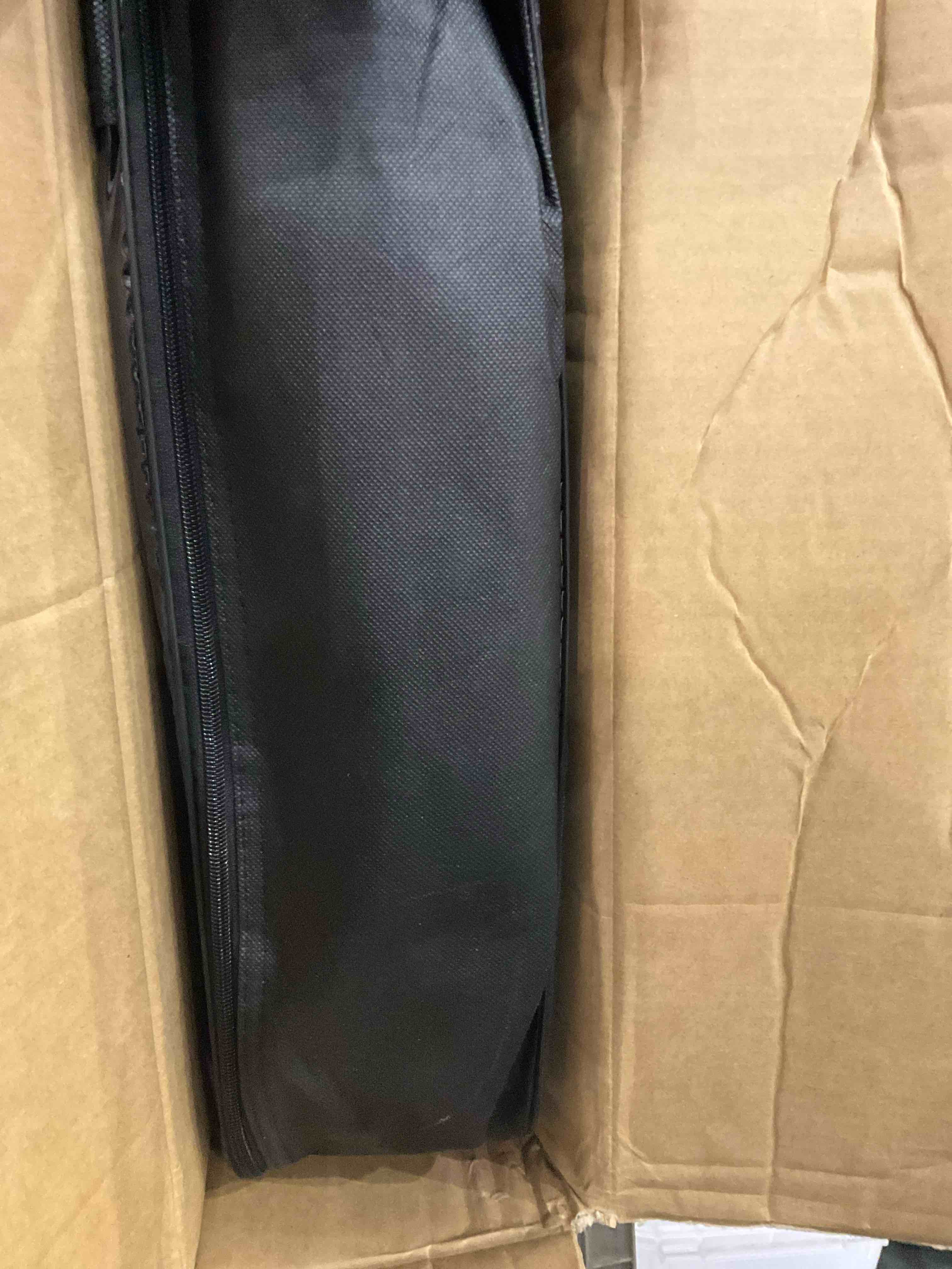https://s3.amazonaws.com/lotting-images-prod/BargainHunt/EXS01515568_1716377306198.jpeg