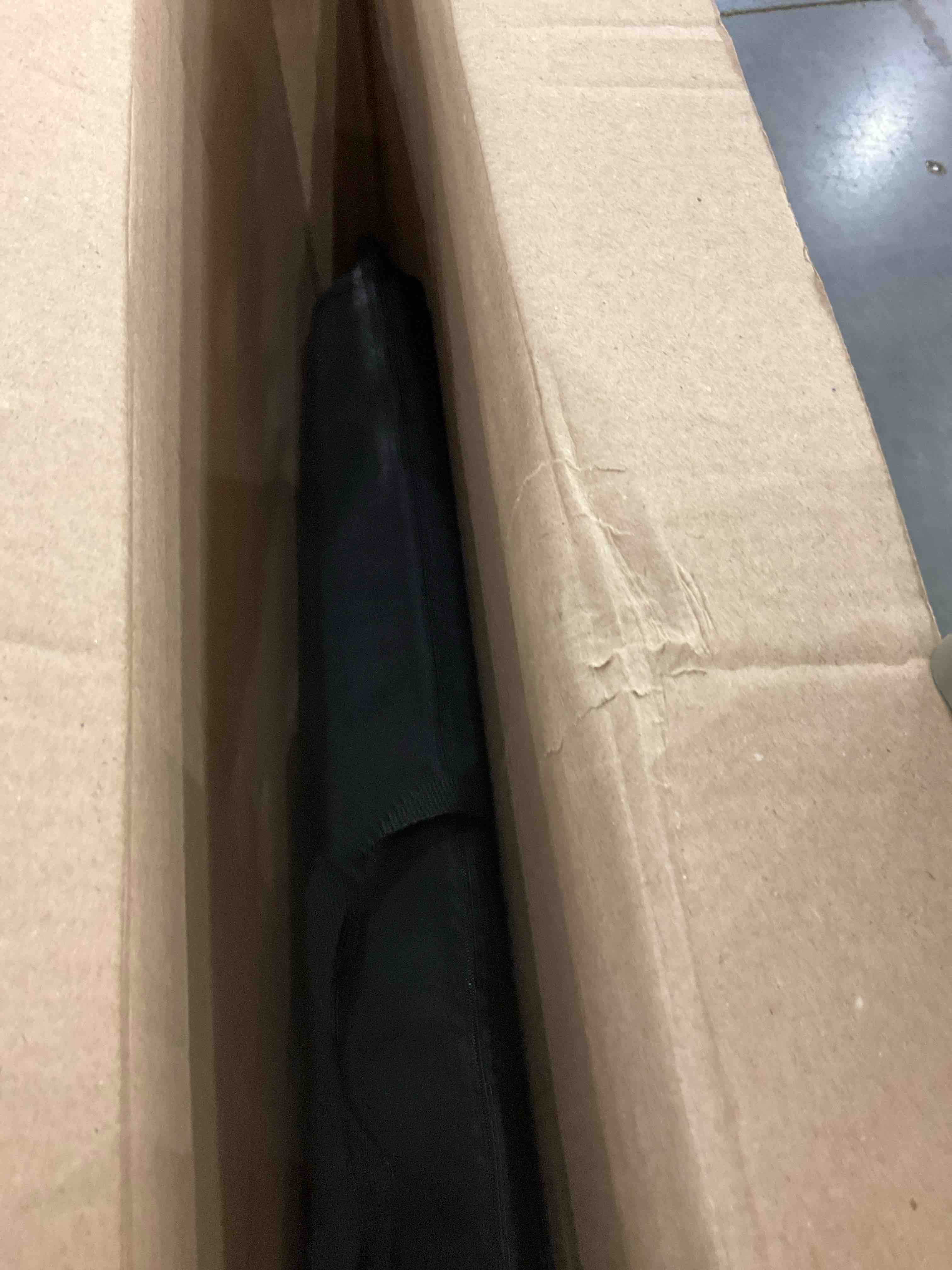 https://s3.amazonaws.com/lotting-images-prod/BargainHunt/EXS01515574_1716378233155.jpeg