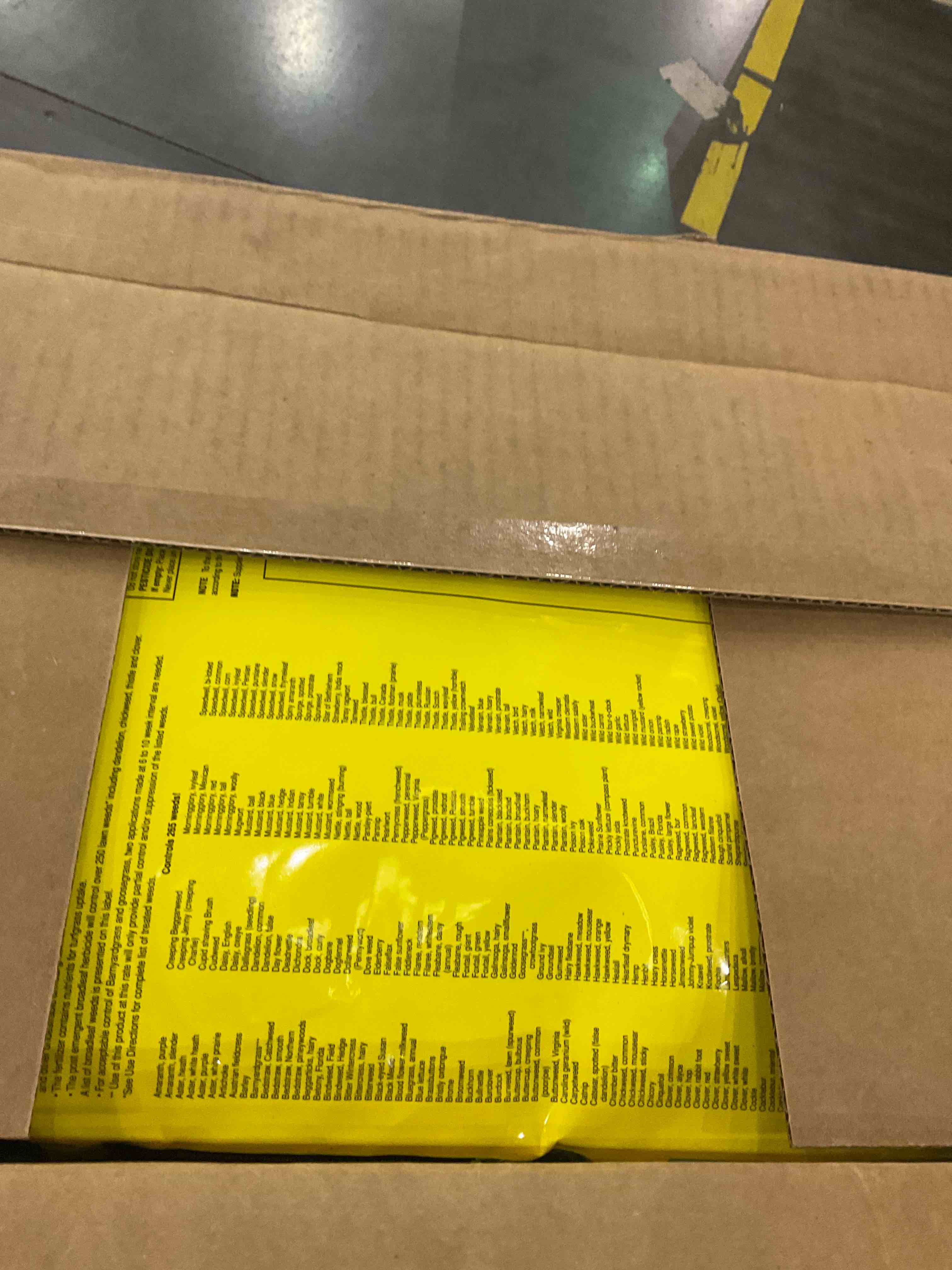 https://s3.amazonaws.com/lotting-images-prod/BargainHunt/EXS01515730_1716463647582.jpeg