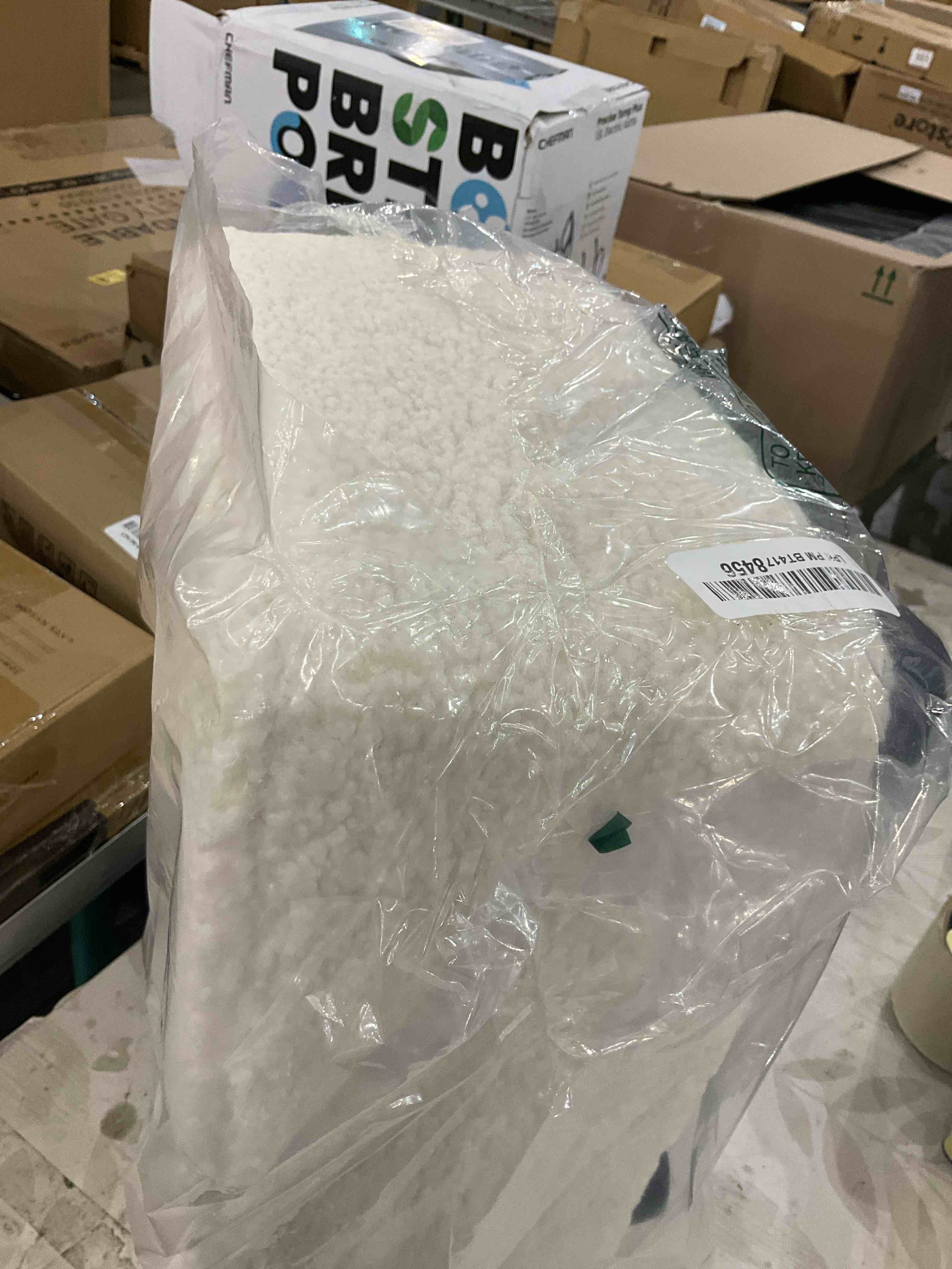 https://s3.amazonaws.com/lotting-images-prod/BargainHunt/EXS01515756_1716466087507.jpeg