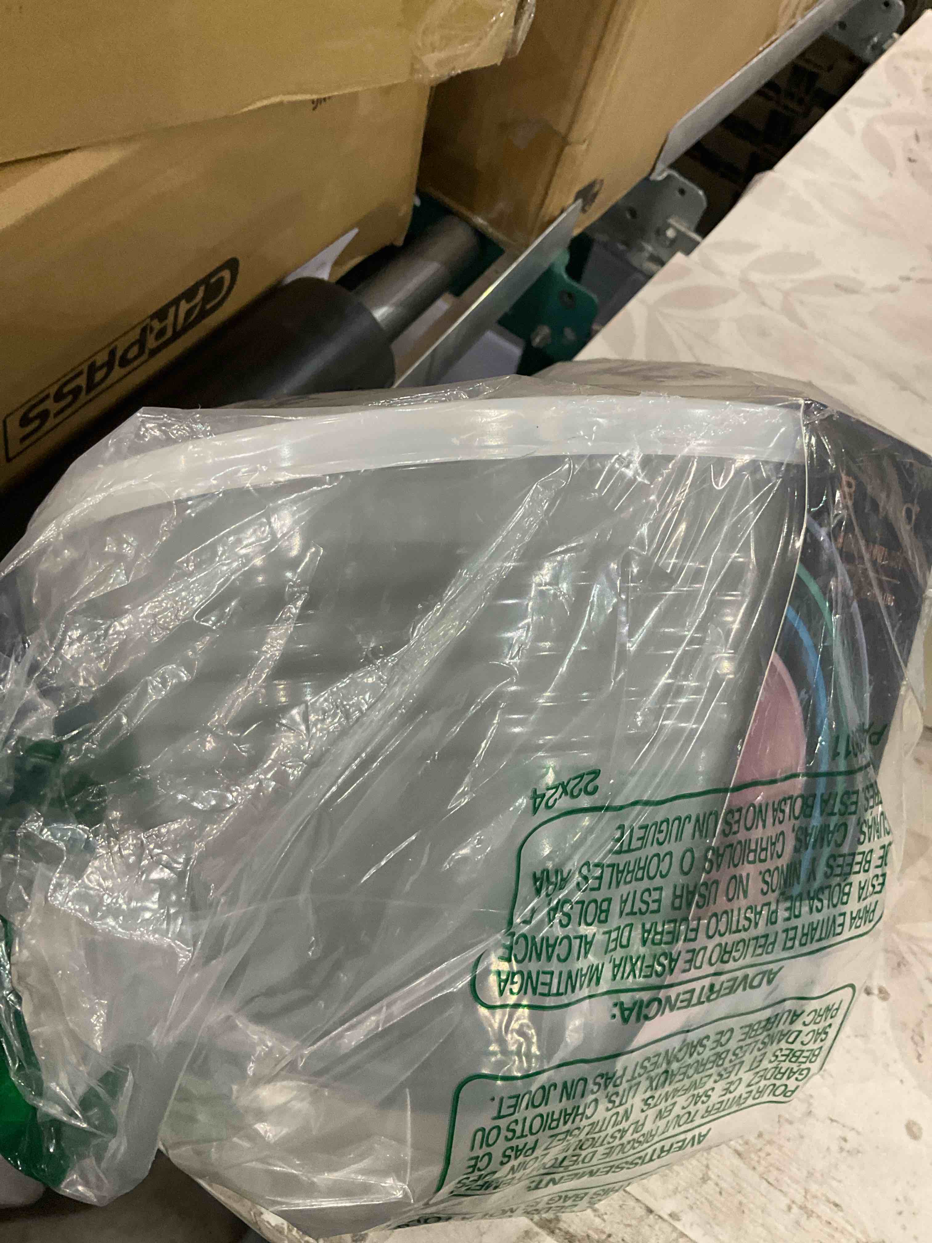 https://s3.amazonaws.com/lotting-images-prod/BargainHunt/EXS01515761_1716466619301.jpeg