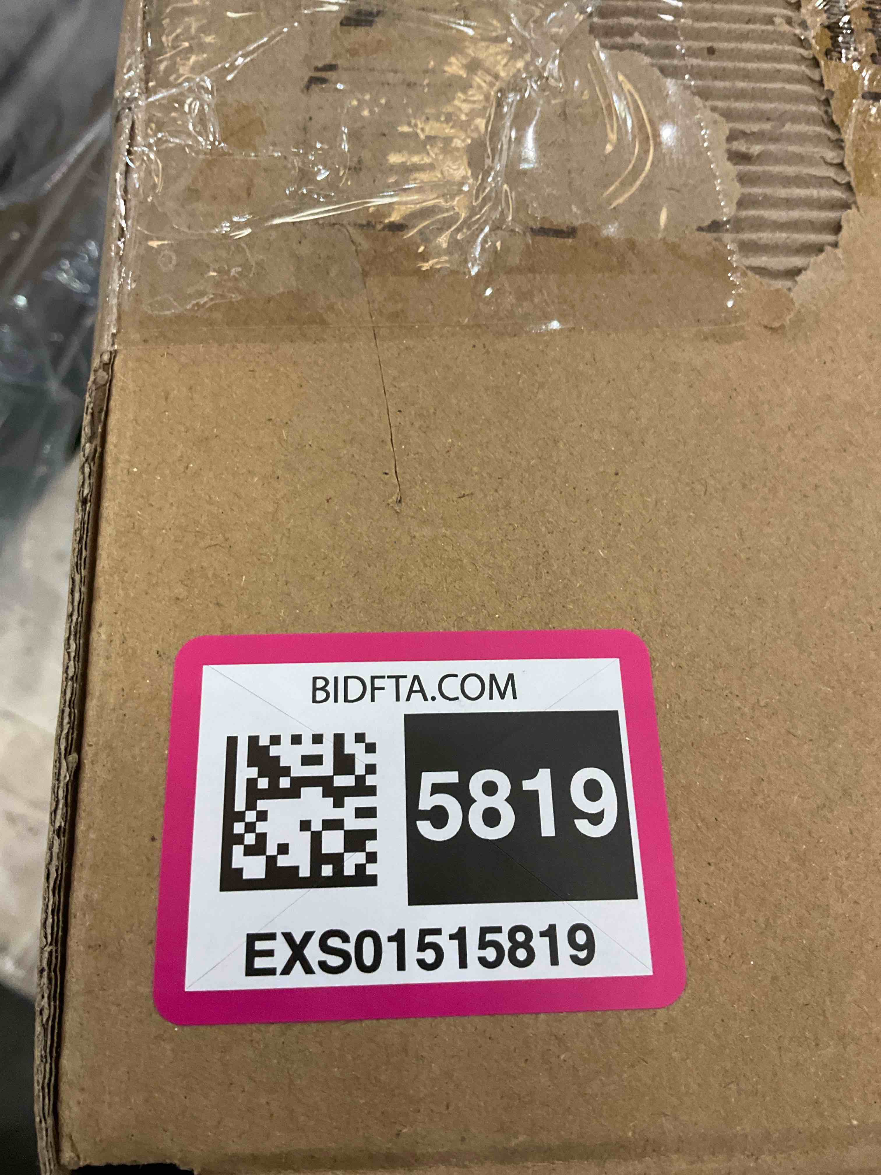 https://s3.amazonaws.com/lotting-images-prod/BargainHunt/EXS01515819_1716474375535.jpeg