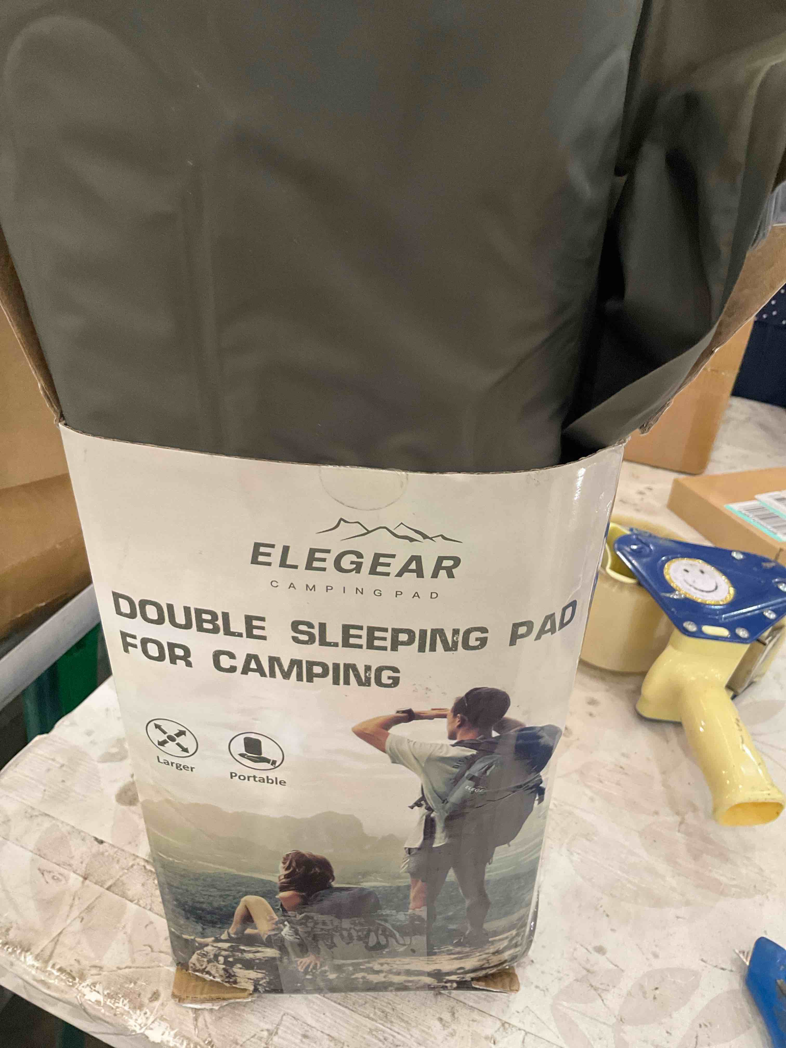 https://s3.amazonaws.com/lotting-images-prod/BargainHunt/EXS01515823_1716474674815.jpeg