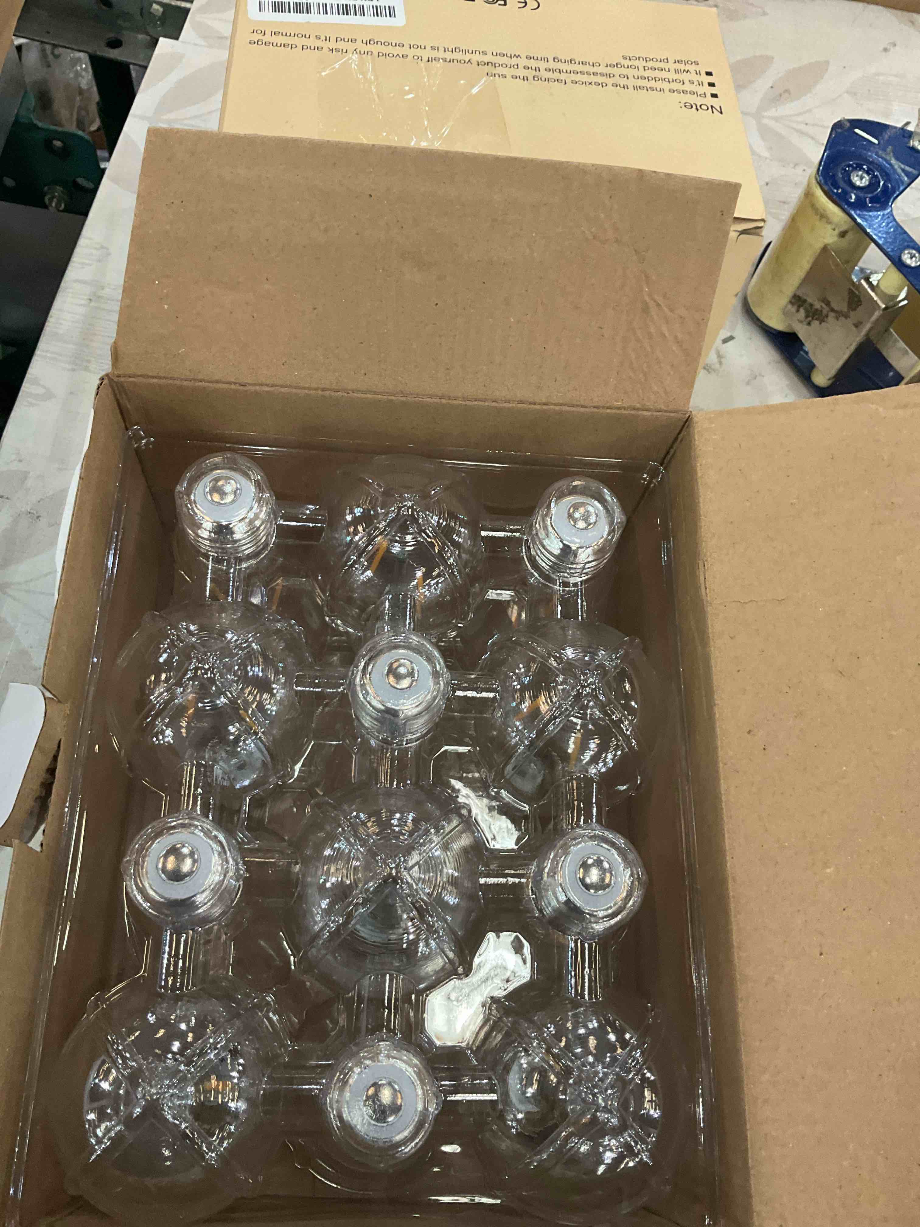 https://s3.amazonaws.com/lotting-images-prod/BargainHunt/EXS01515831_1716475690757.jpeg