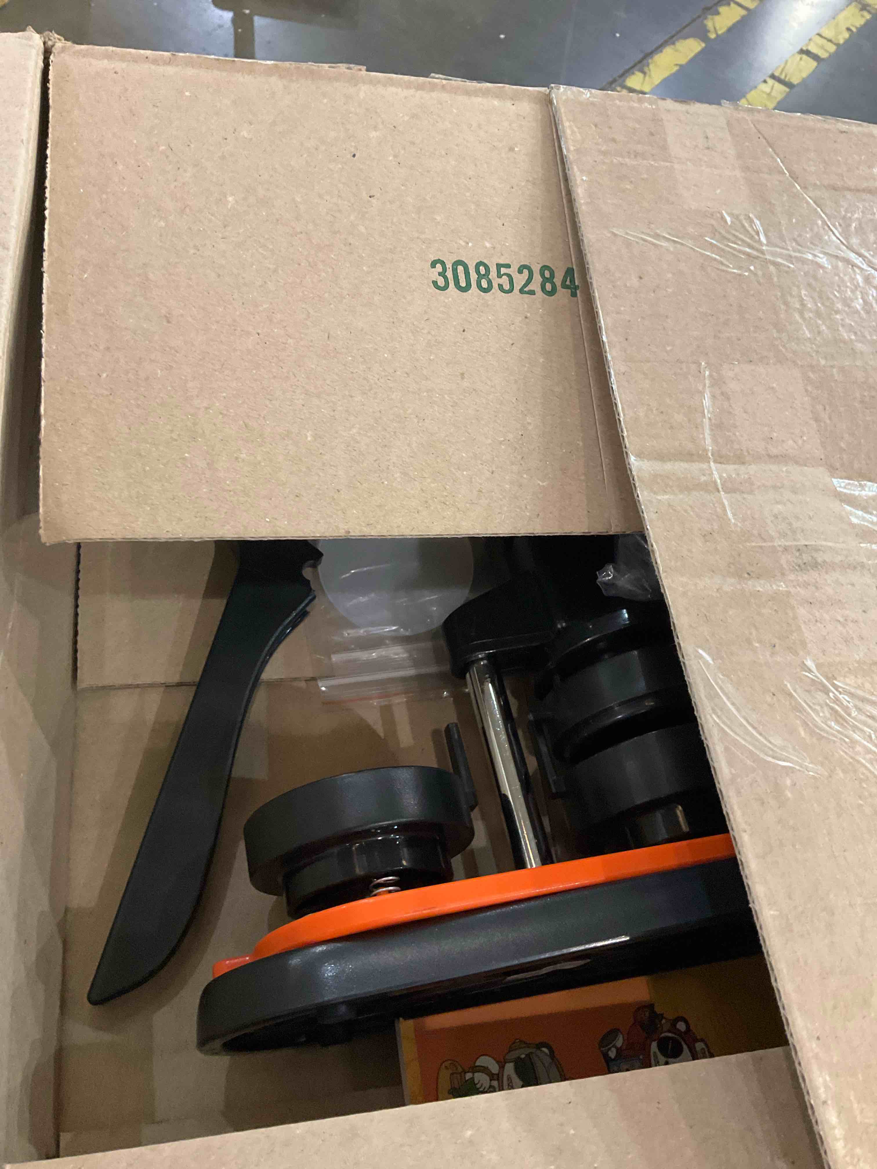 https://s3.amazonaws.com/lotting-images-prod/BargainHunt/EXS01515948_1716552486036.jpeg