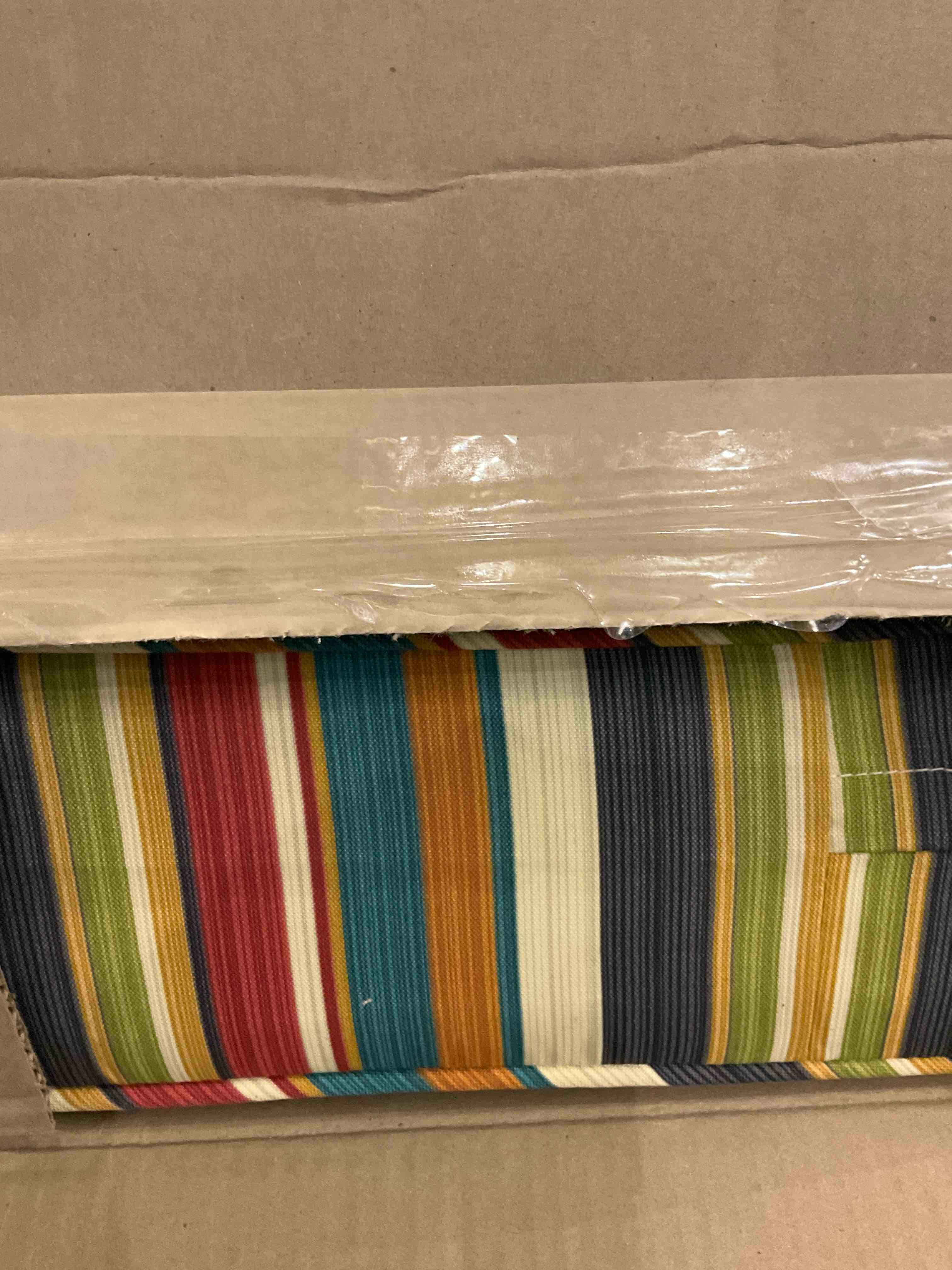 https://s3.amazonaws.com/lotting-images-prod/BargainHunt/EXS01515950_1716552691653.jpeg