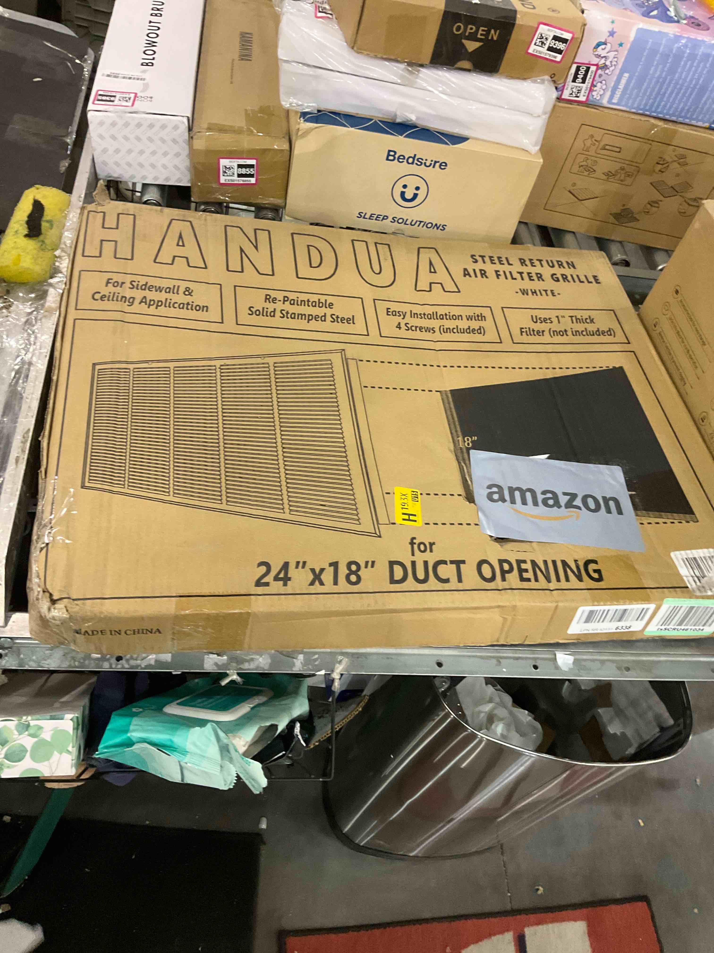 https://s3.amazonaws.com/lotting-images-prod/BargainHunt/EXS01516095_1716562957817.jpeg