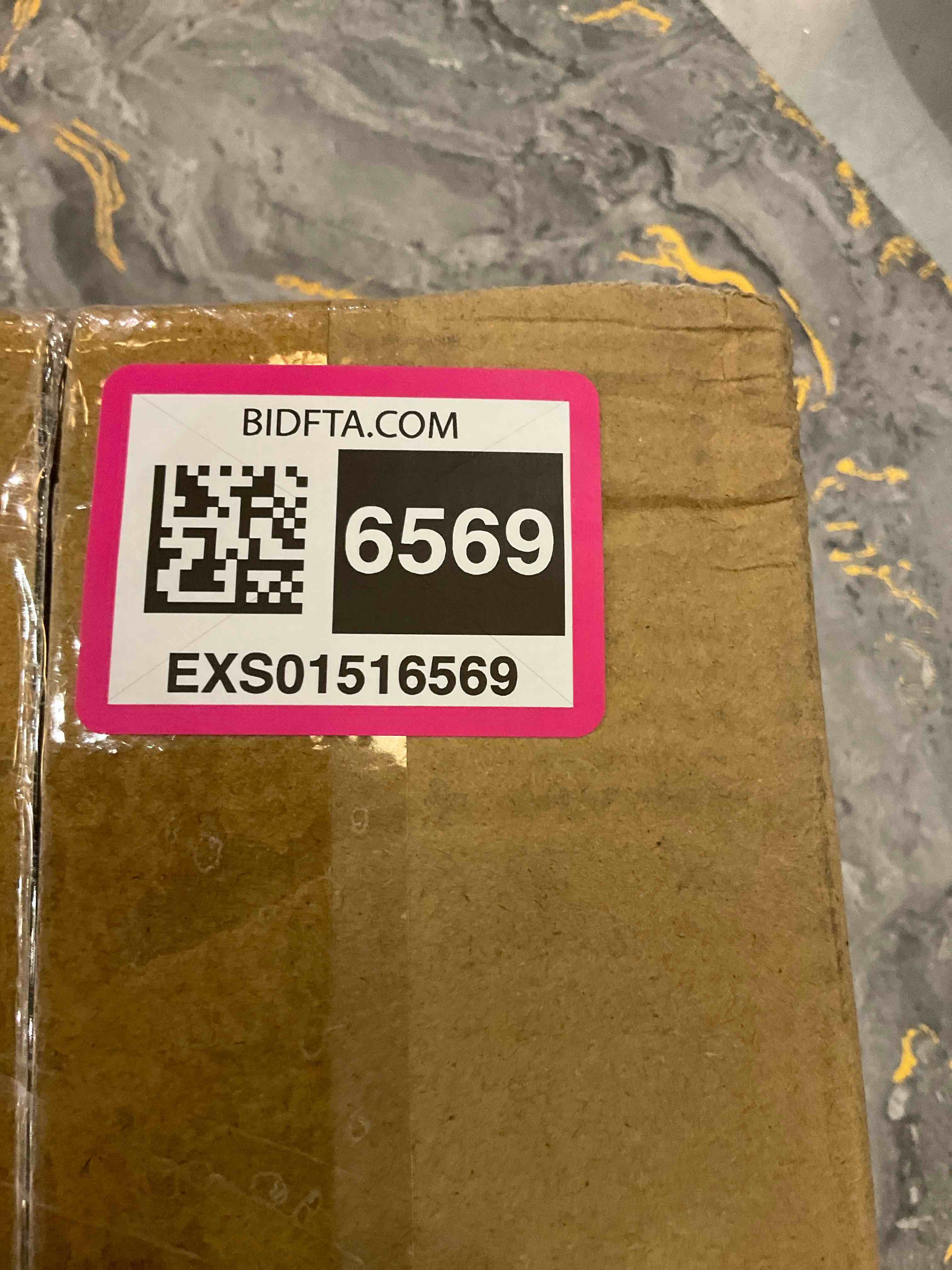 https://s3.amazonaws.com/lotting-images-prod/BargainHunt/EXS01516569_1716302670786.jpeg