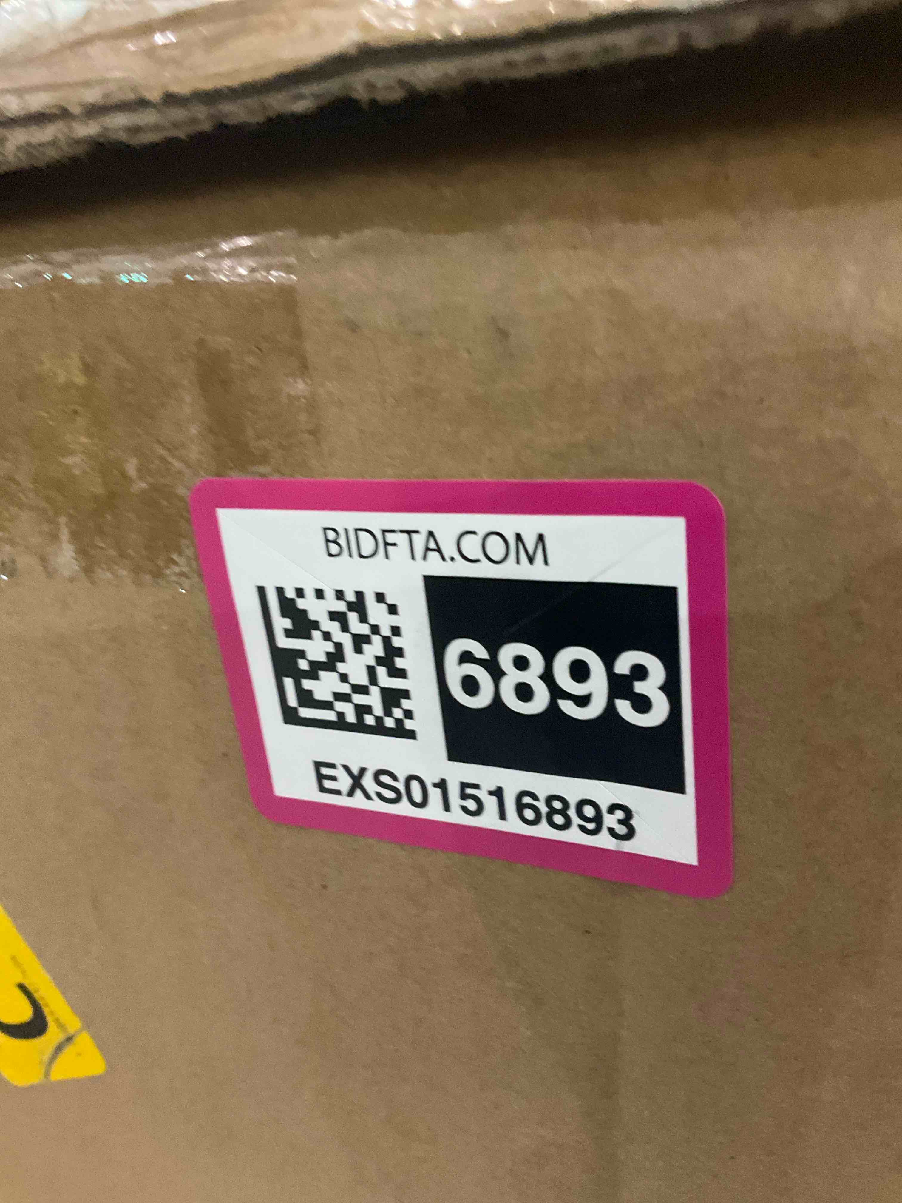 https://s3.amazonaws.com/lotting-images-prod/BargainHunt/EXS01516893_1716564800144.jpeg