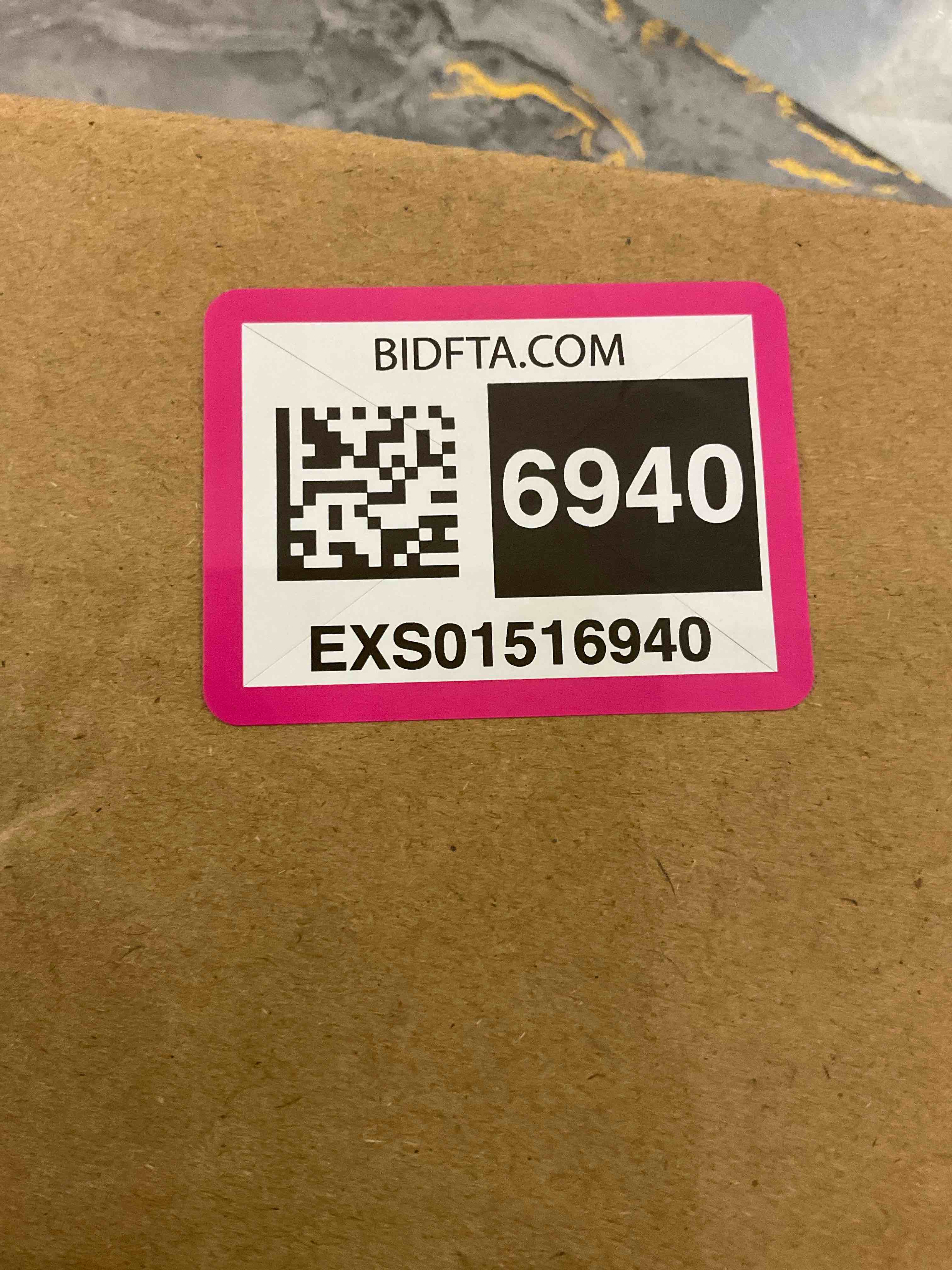 https://s3.amazonaws.com/lotting-images-prod/BargainHunt/EXS01516940_1716903778131.jpeg