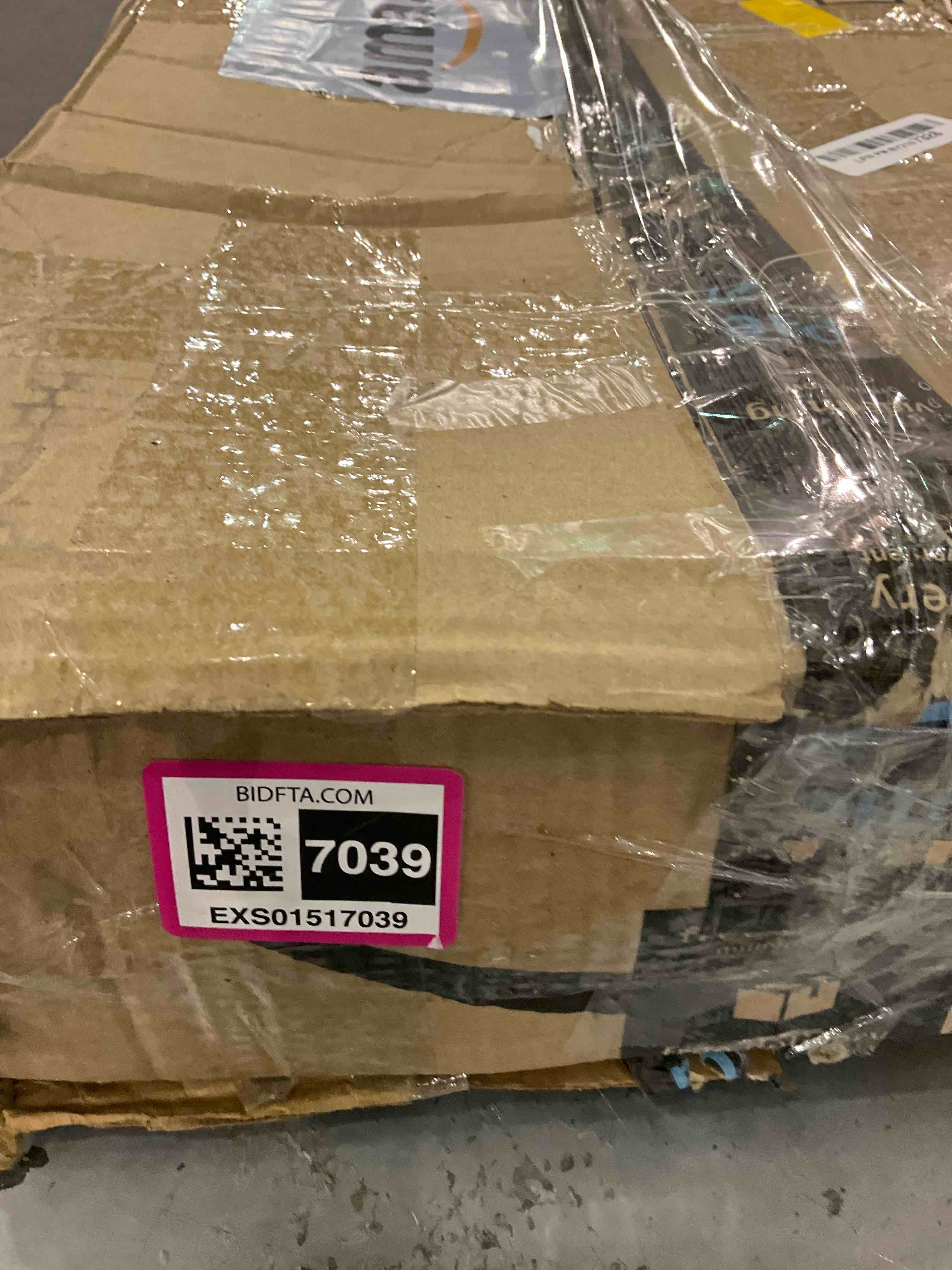 https://s3.amazonaws.com/lotting-images-prod/BargainHunt/EXS01517039_1715957756684.jpeg