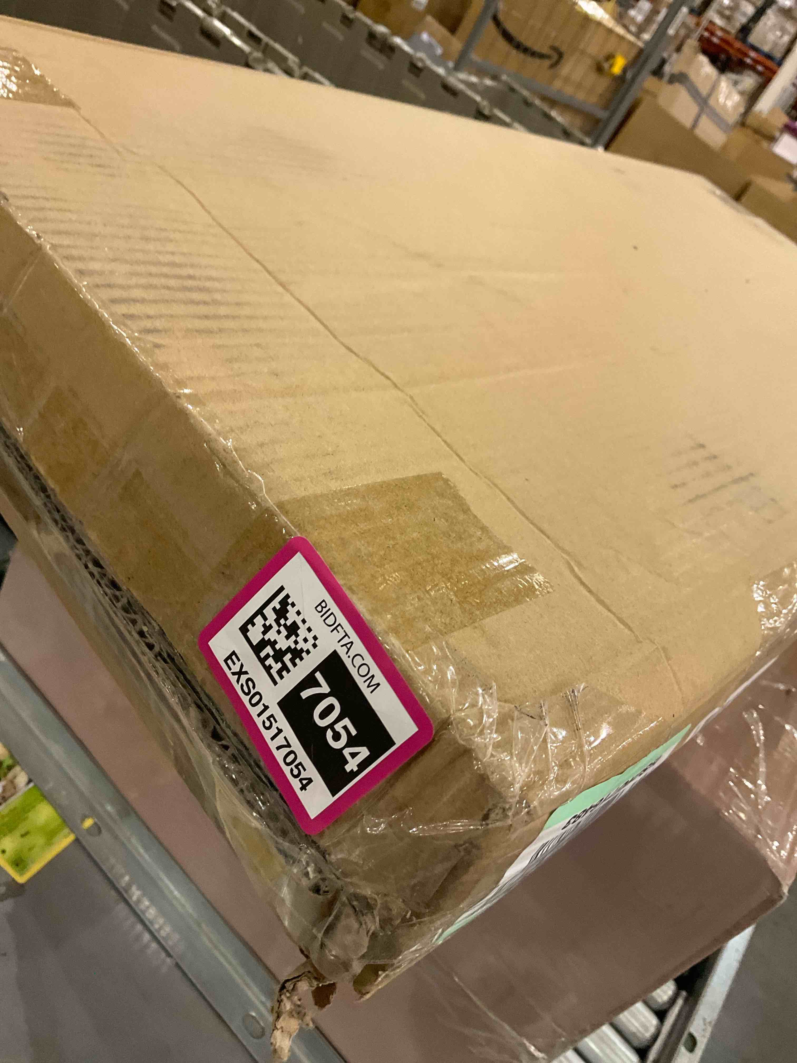 https://s3.amazonaws.com/lotting-images-prod/BargainHunt/EXS01517054_1715960034594.jpeg