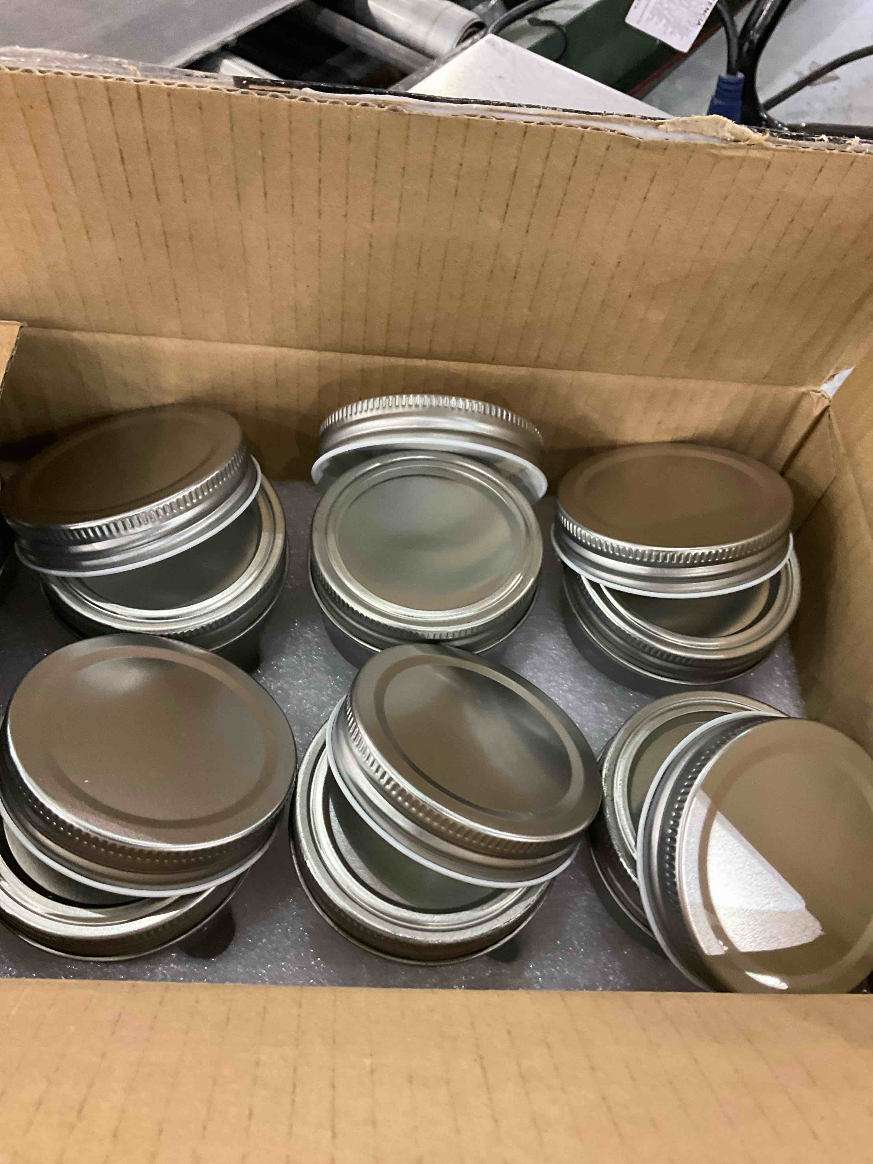 8 jars with lid 