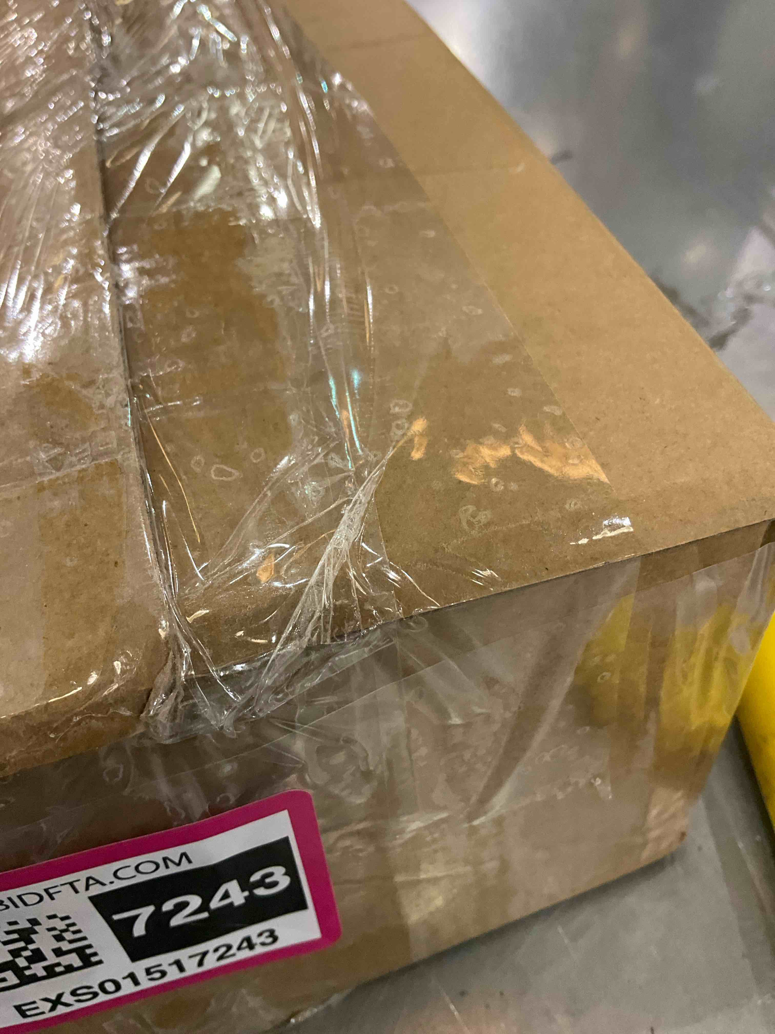 https://s3.amazonaws.com/lotting-images-prod/BargainHunt/EXS01517243_1716216120378.jpeg