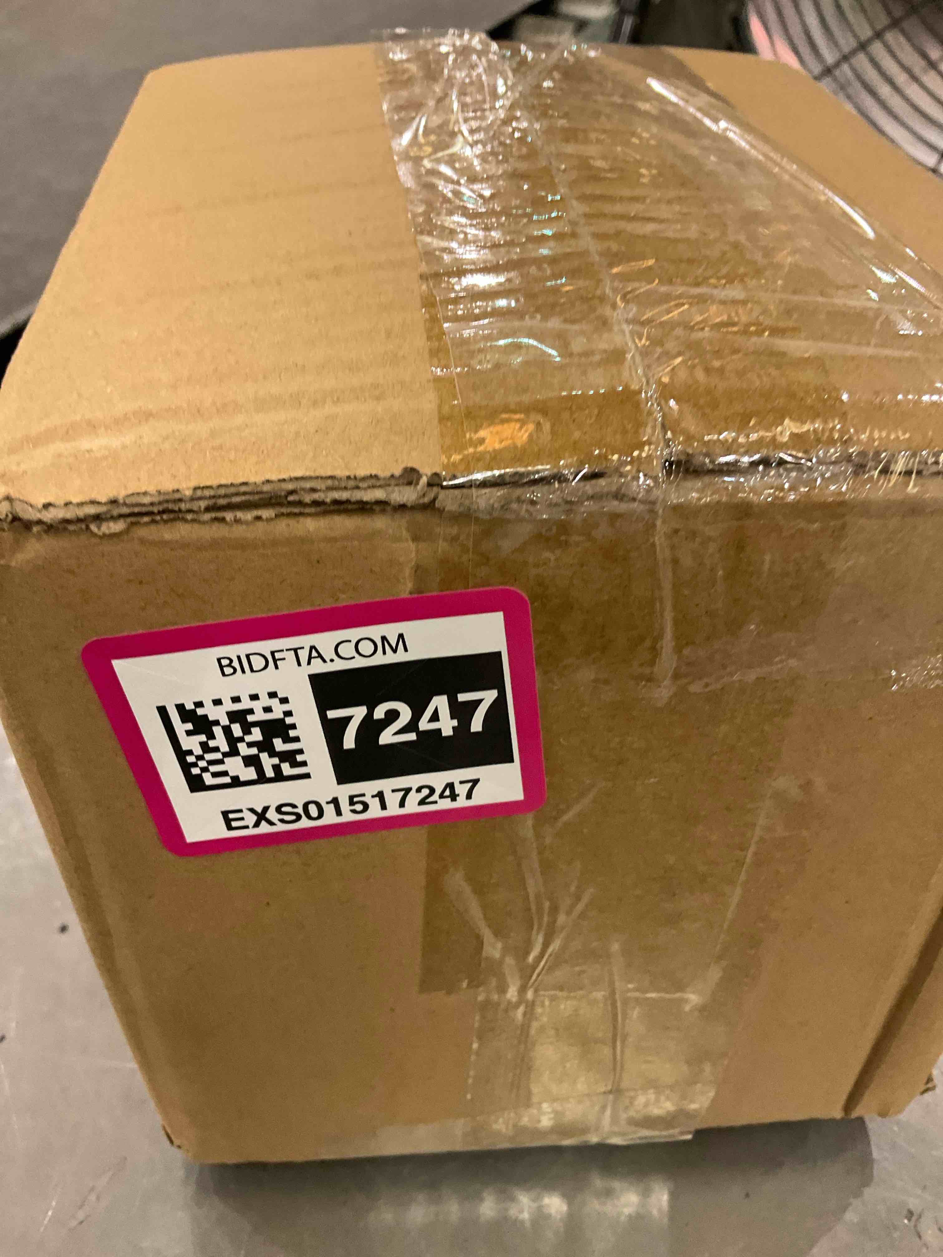 https://s3.amazonaws.com/lotting-images-prod/BargainHunt/EXS01517247_1716216453017.jpeg