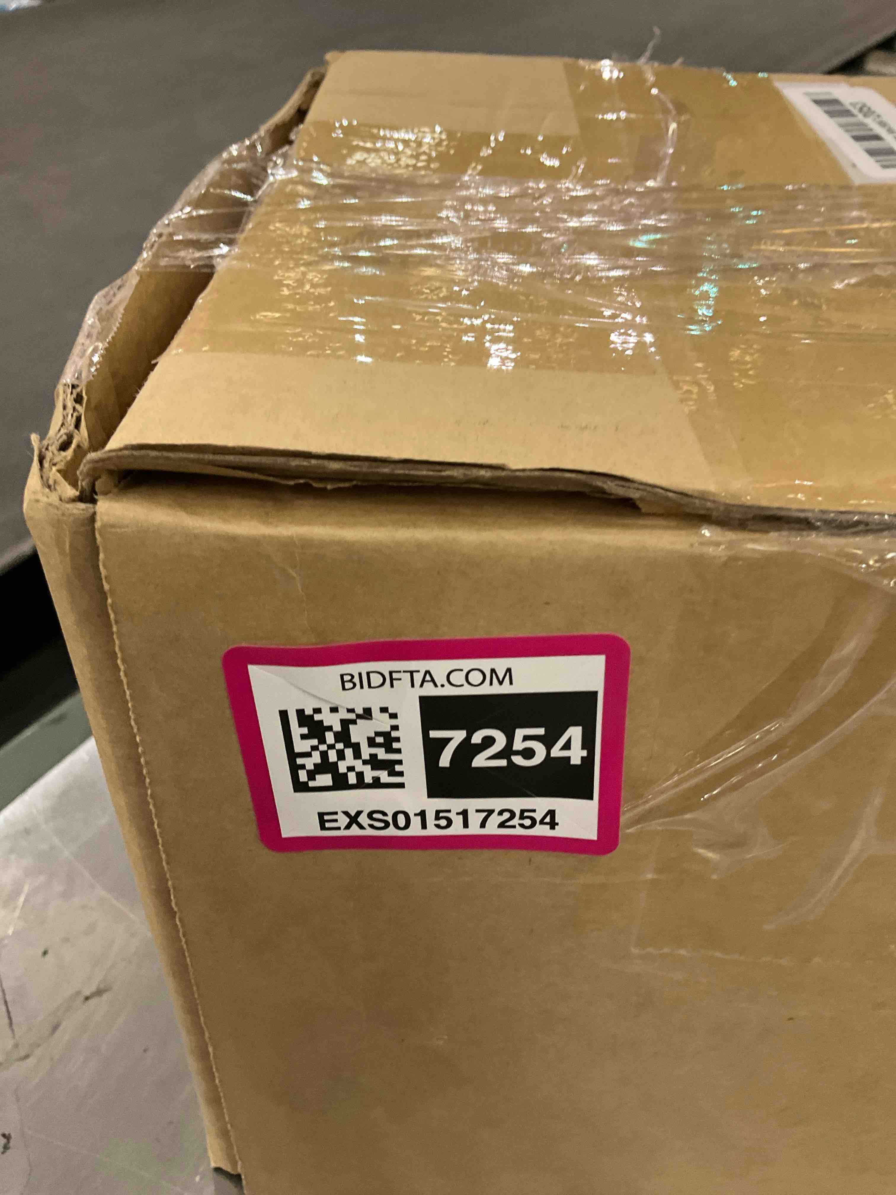 https://s3.amazonaws.com/lotting-images-prod/BargainHunt/EXS01517254_1716216833090.jpeg