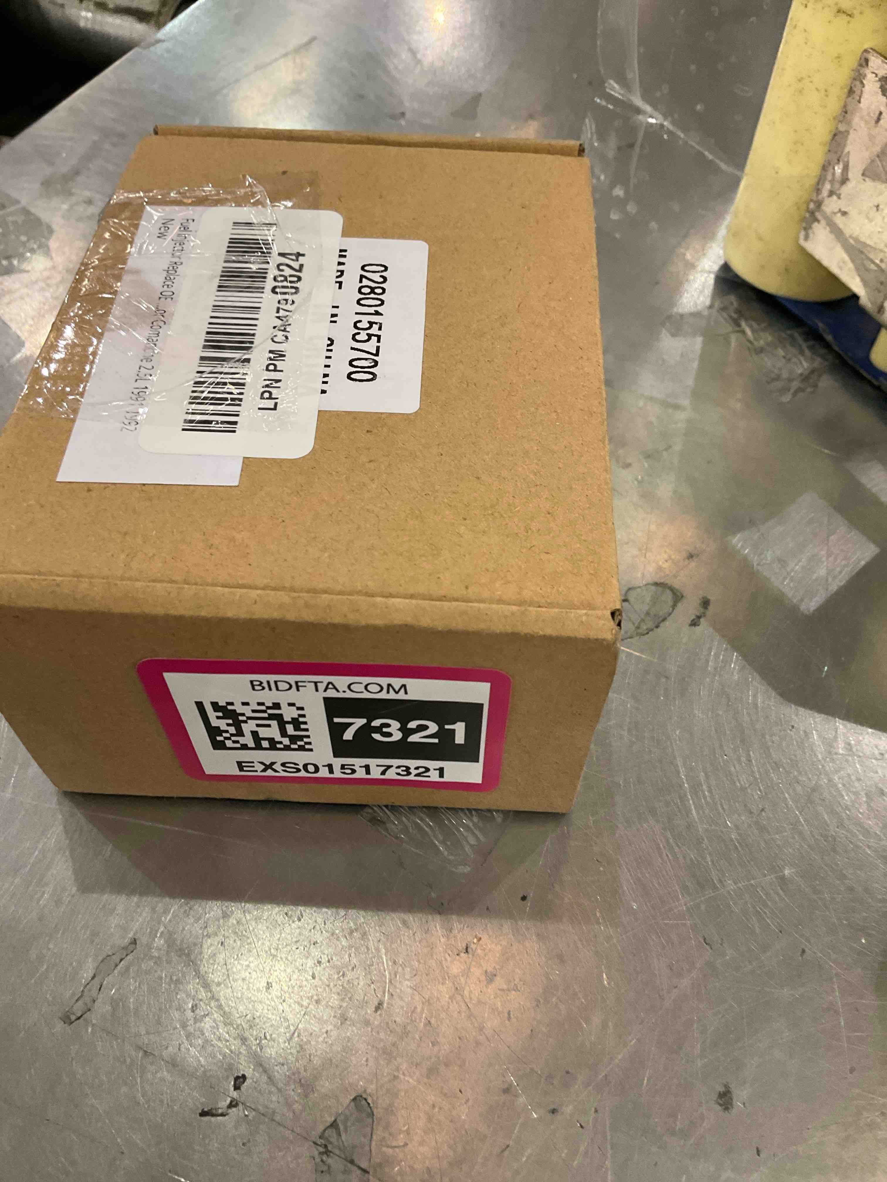 https://s3.amazonaws.com/lotting-images-prod/BargainHunt/EXS01517321_1716224285045.jpeg