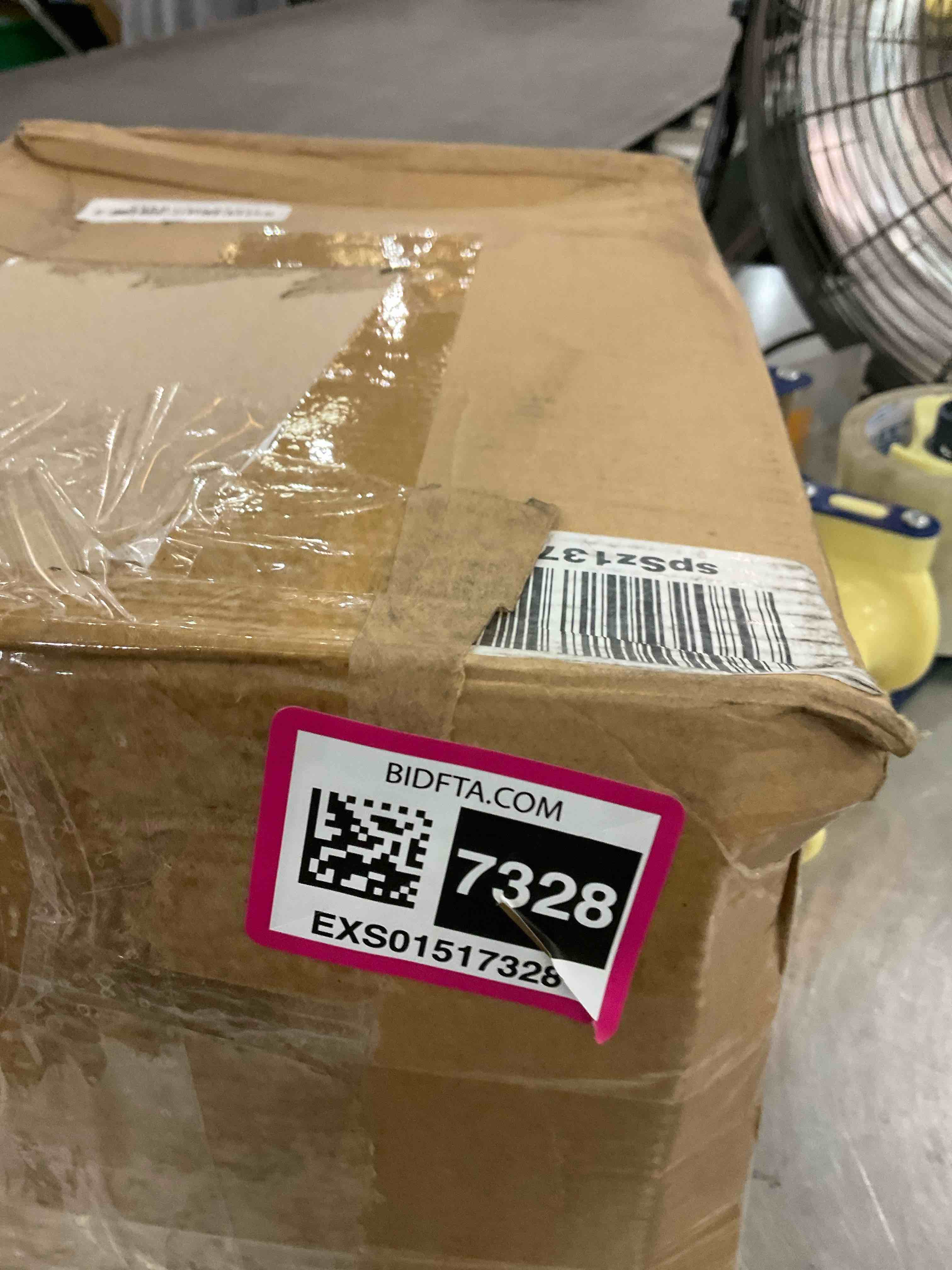 https://s3.amazonaws.com/lotting-images-prod/BargainHunt/EXS01517328_1716224732914.jpeg