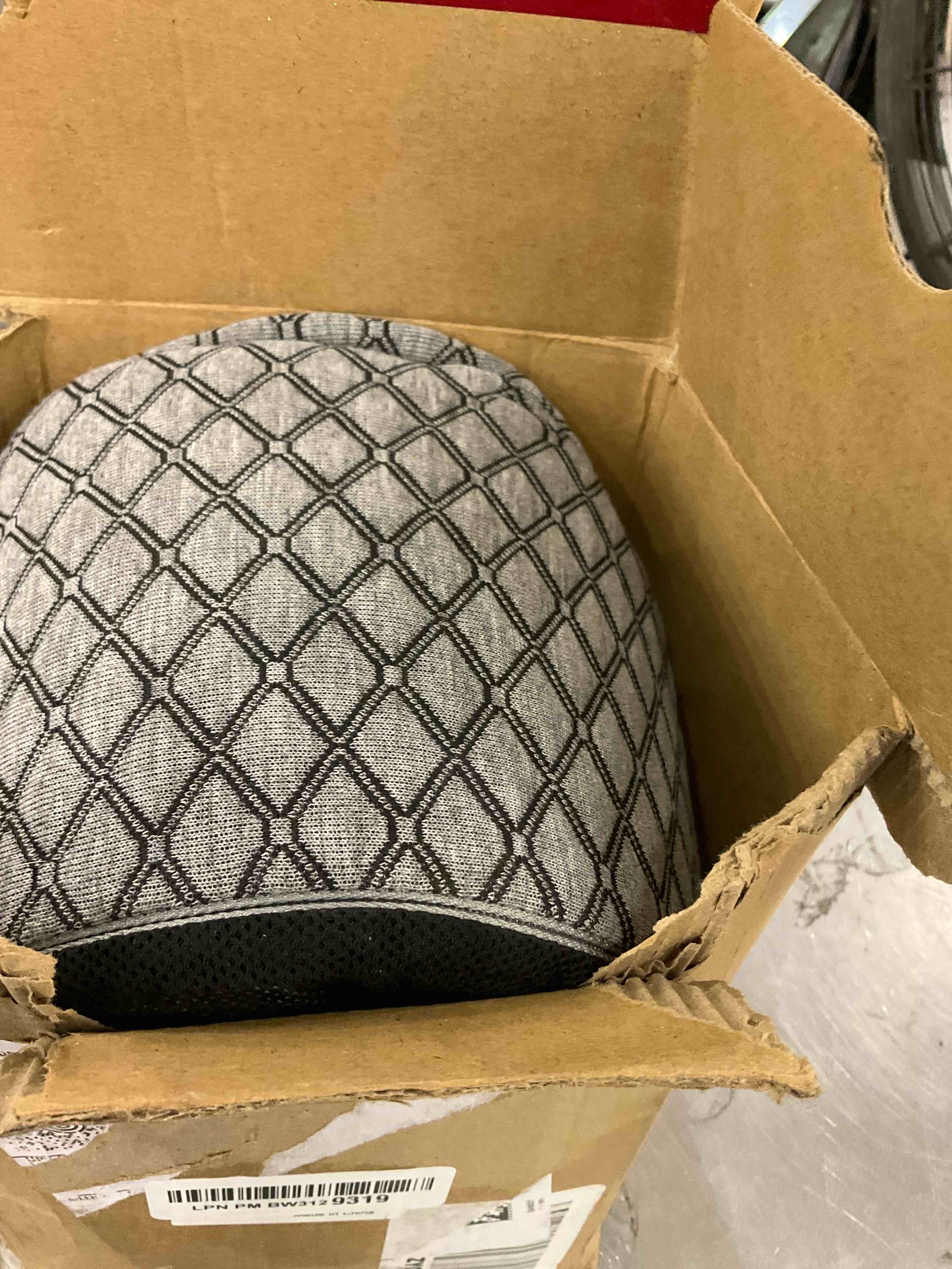 neck and head pillow 