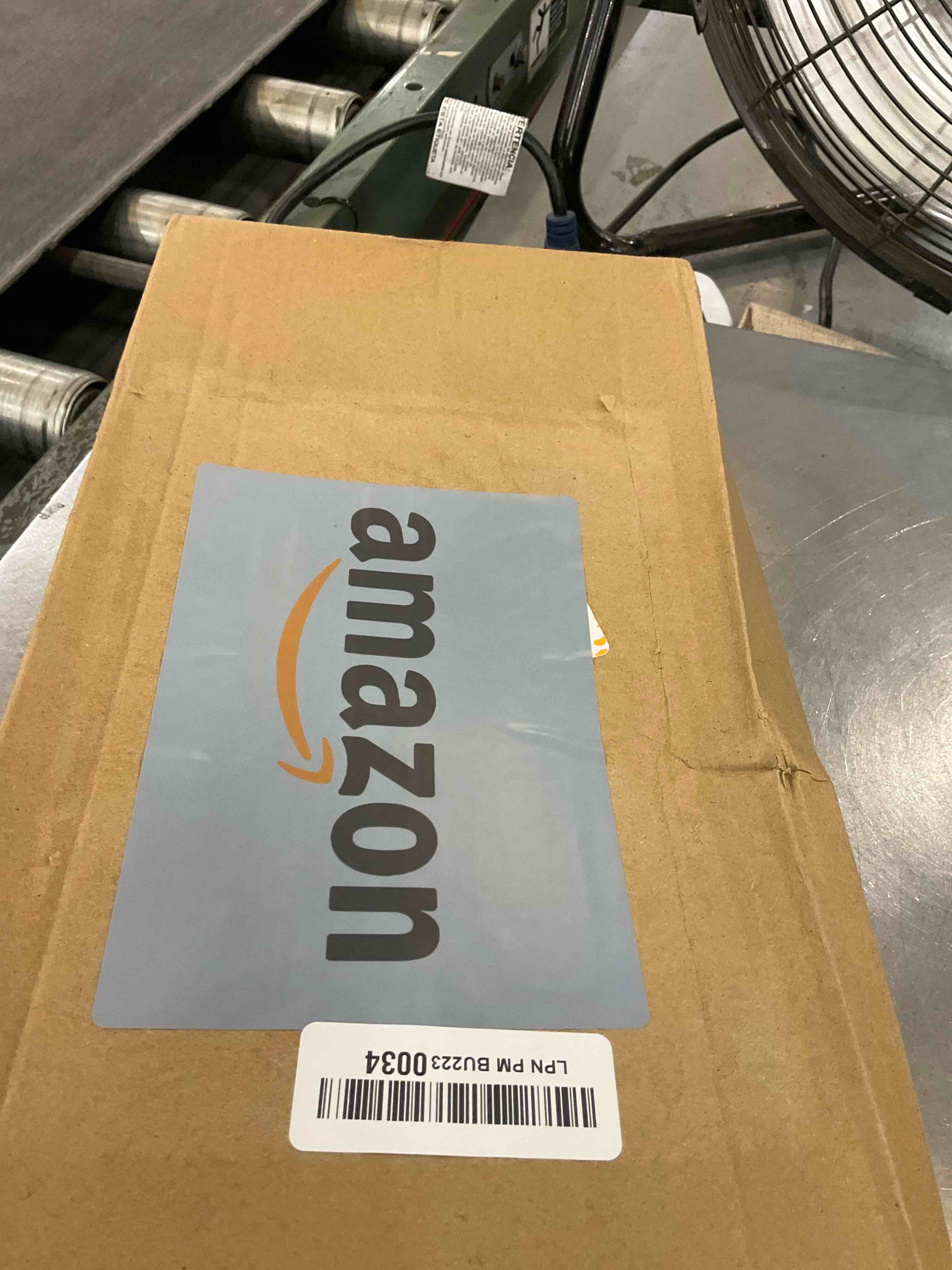 https://s3.amazonaws.com/lotting-images-prod/BargainHunt/EXS01517489_1716310776712.jpeg