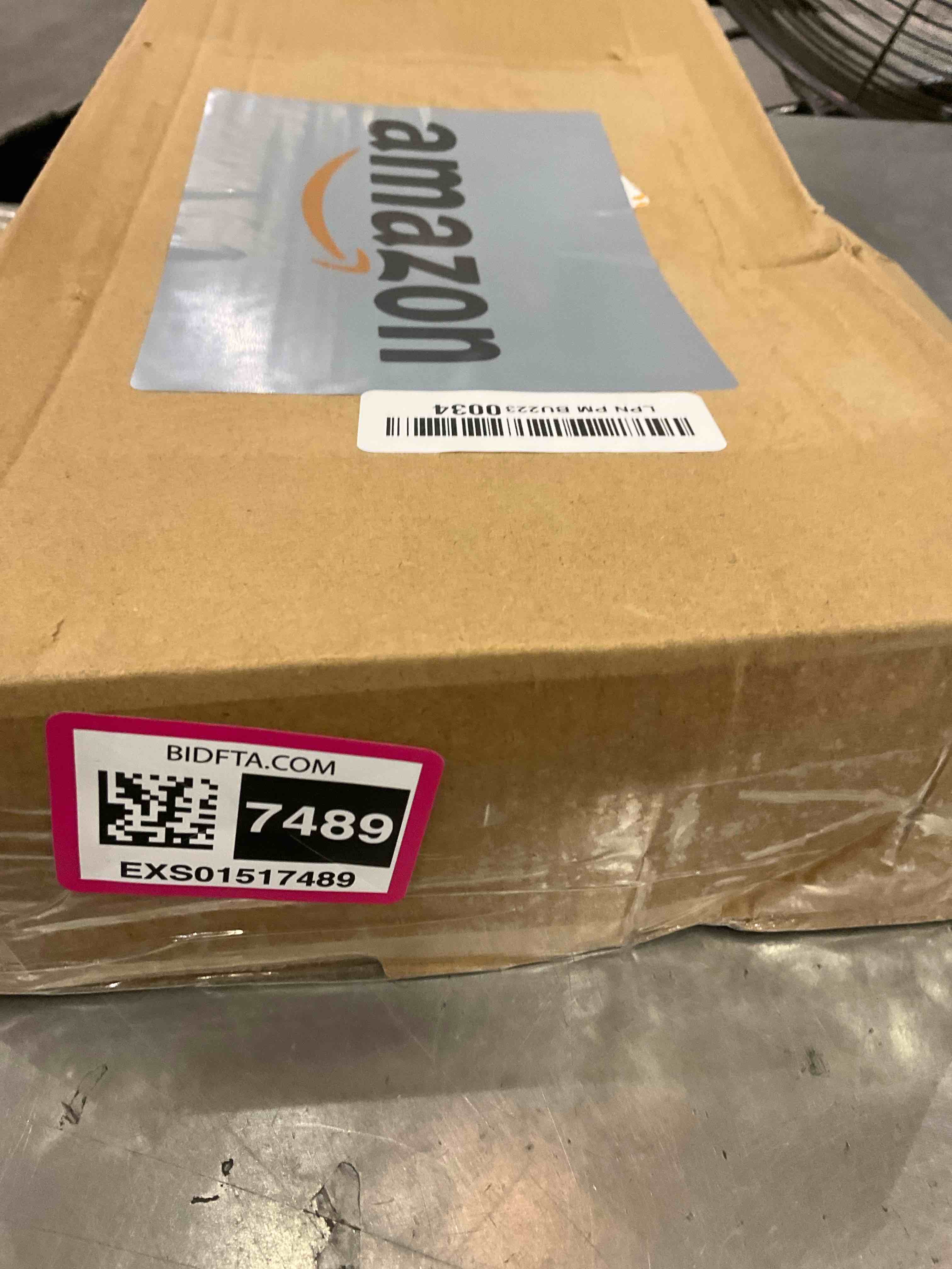 https://s3.amazonaws.com/lotting-images-prod/BargainHunt/EXS01517489_1716310782414.jpeg