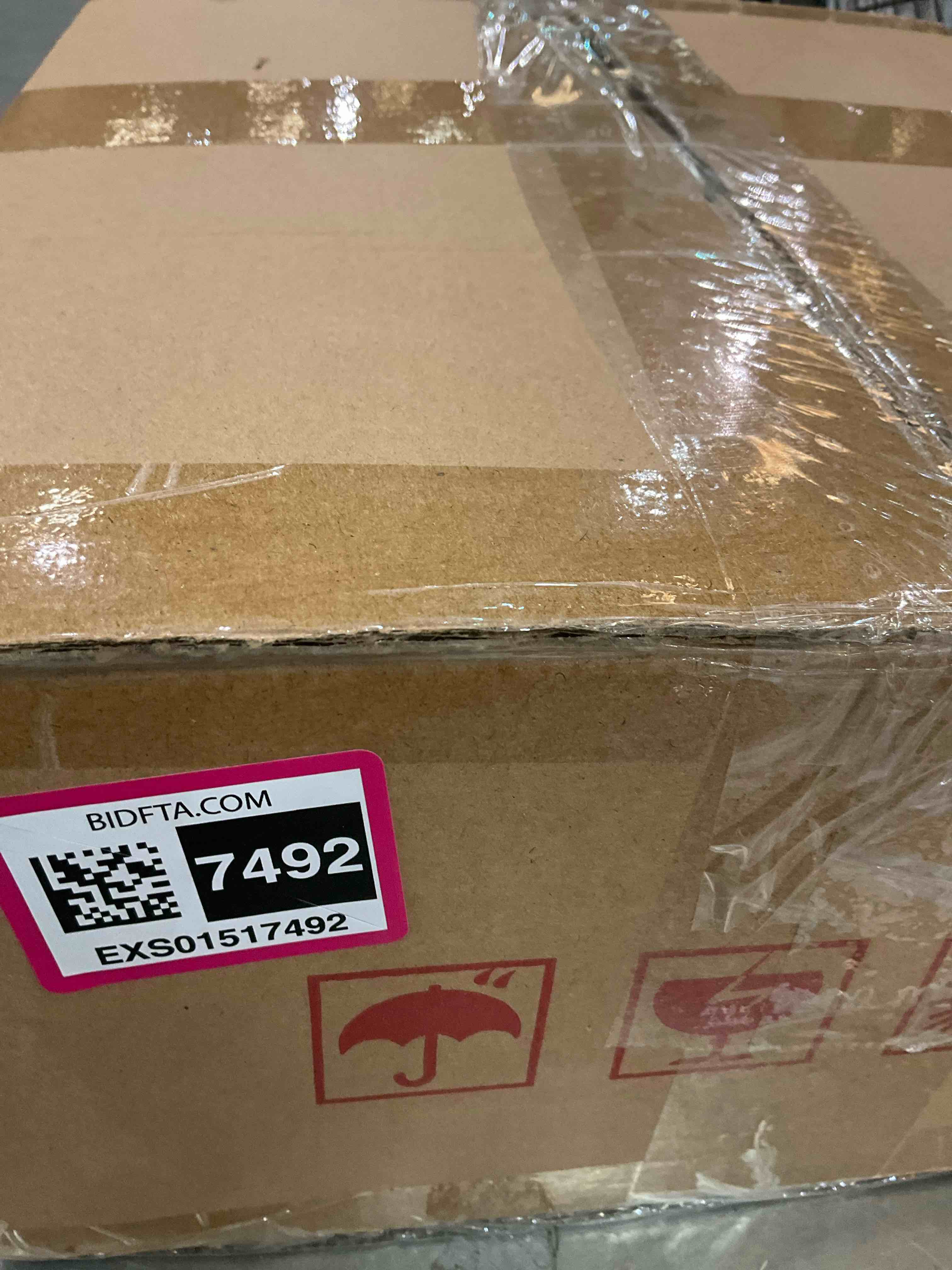 https://s3.amazonaws.com/lotting-images-prod/BargainHunt/EXS01517492_1716311022890.jpeg