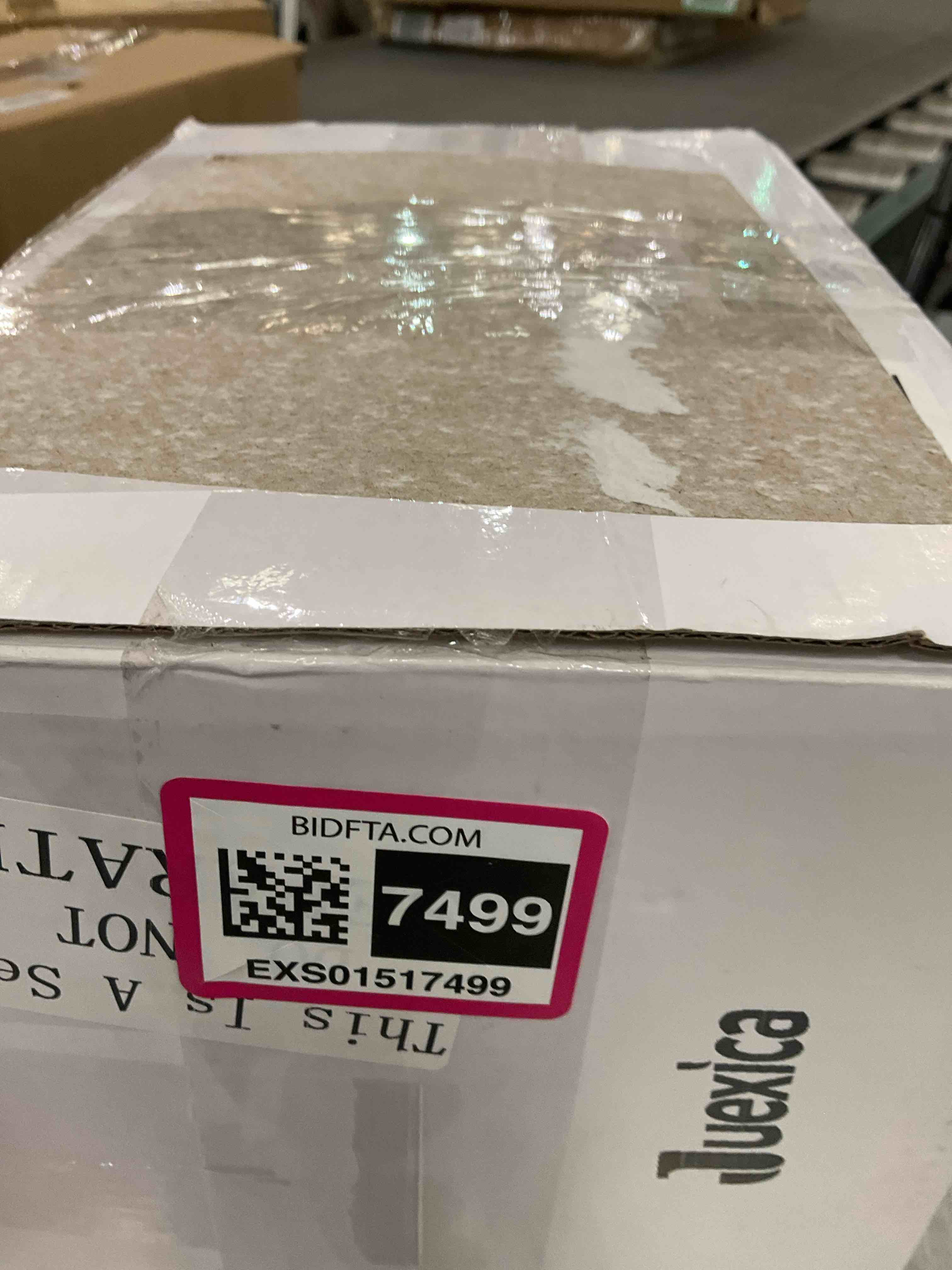 https://s3.amazonaws.com/lotting-images-prod/BargainHunt/EXS01517499_1716311490712.jpeg