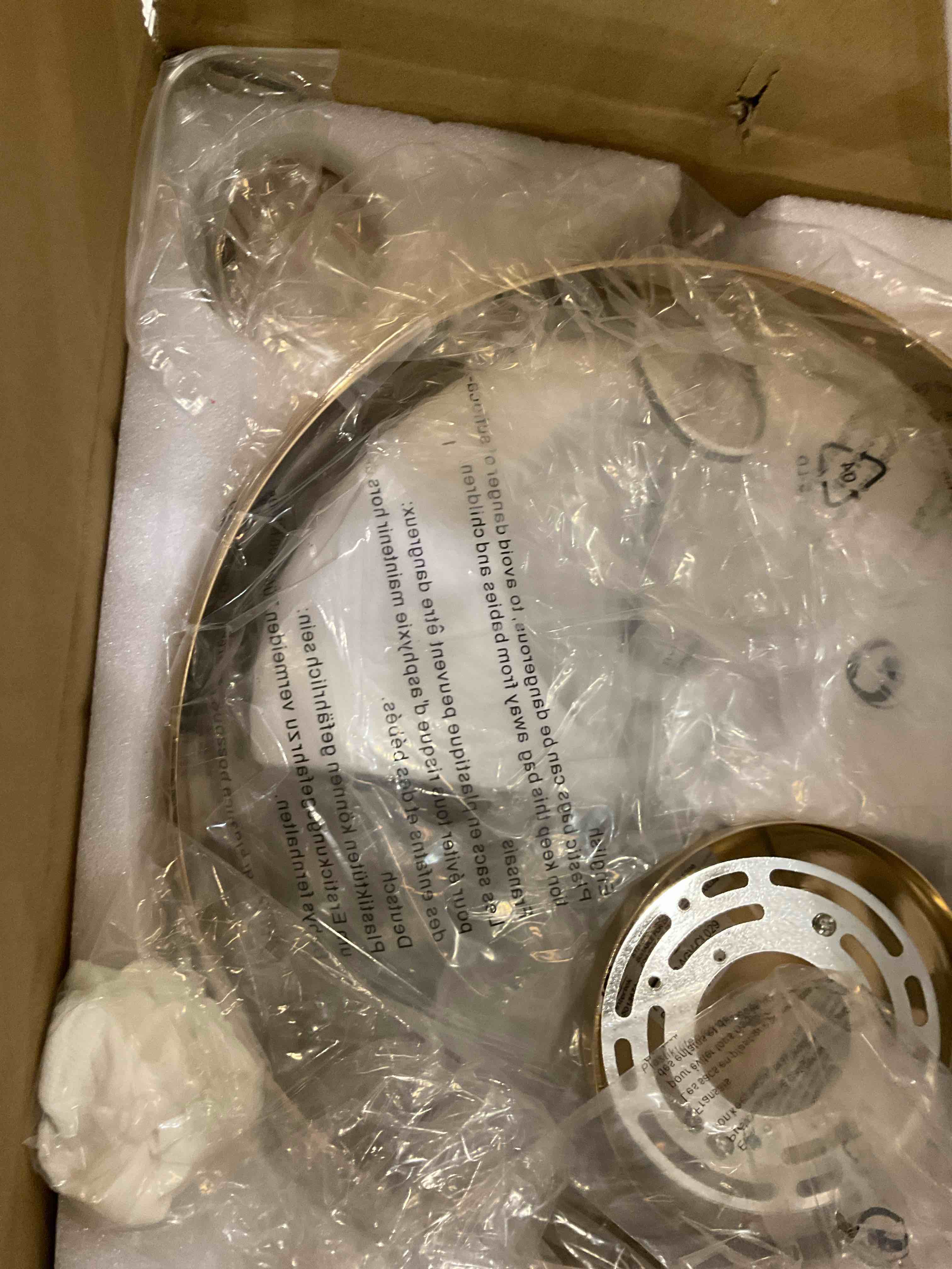 https://s3.amazonaws.com/lotting-images-prod/BargainHunt/EXS01517536_1719507974139.jpeg