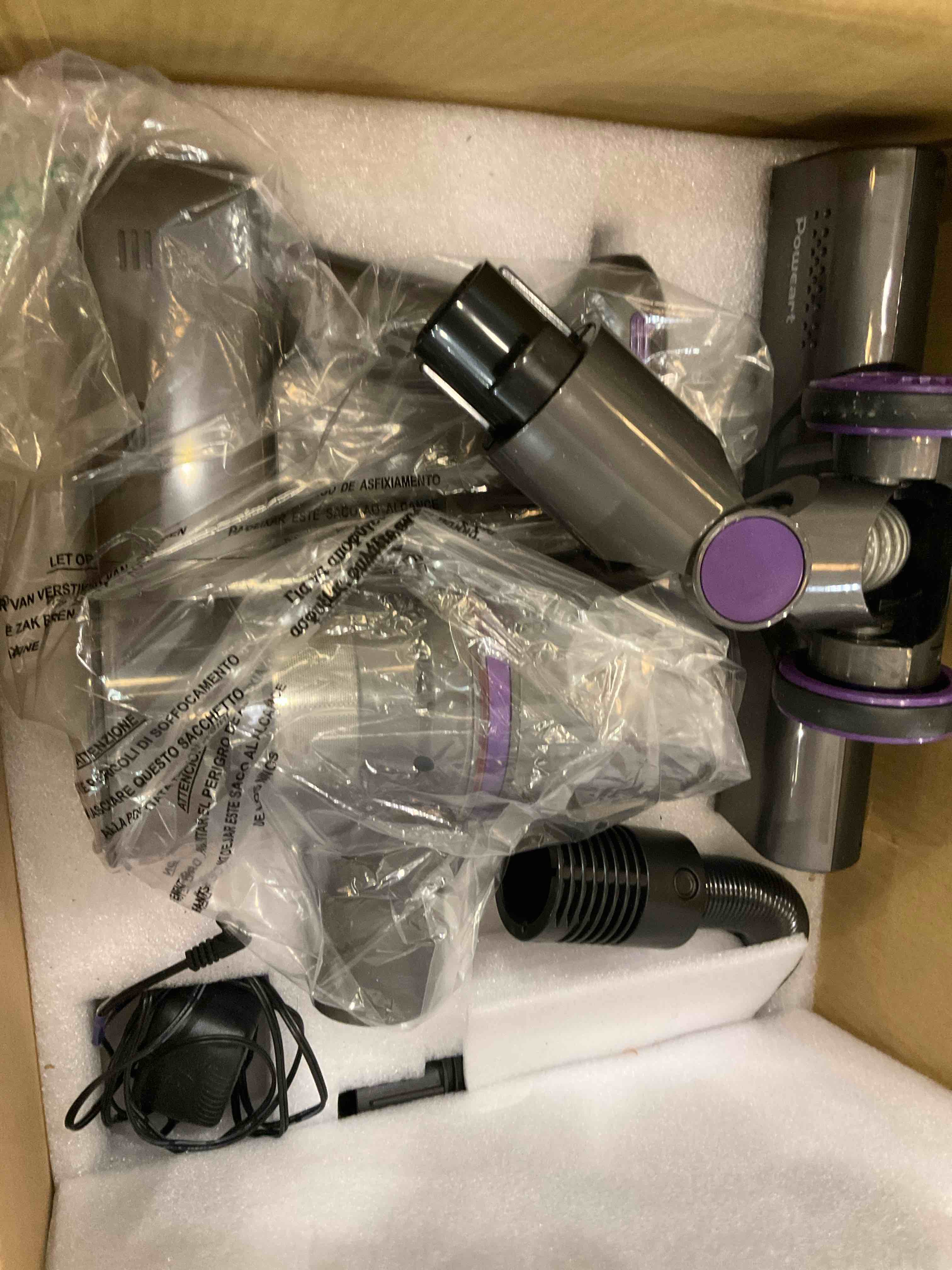 https://s3.amazonaws.com/lotting-images-prod/BargainHunt/EXS01517556_1719513577330.jpeg