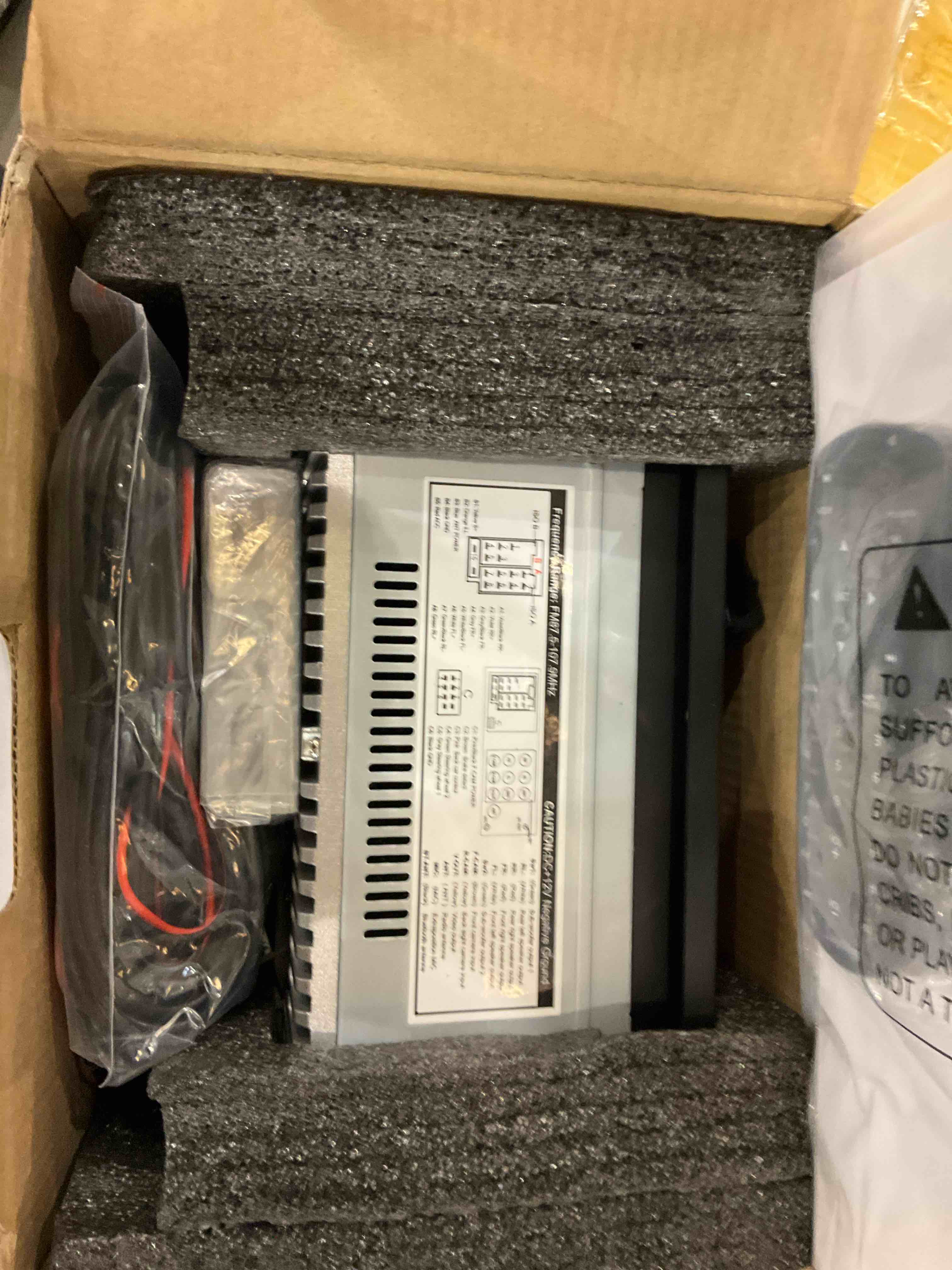 https://s3.amazonaws.com/lotting-images-prod/BargainHunt/EXS01517607_1719581240704.jpeg