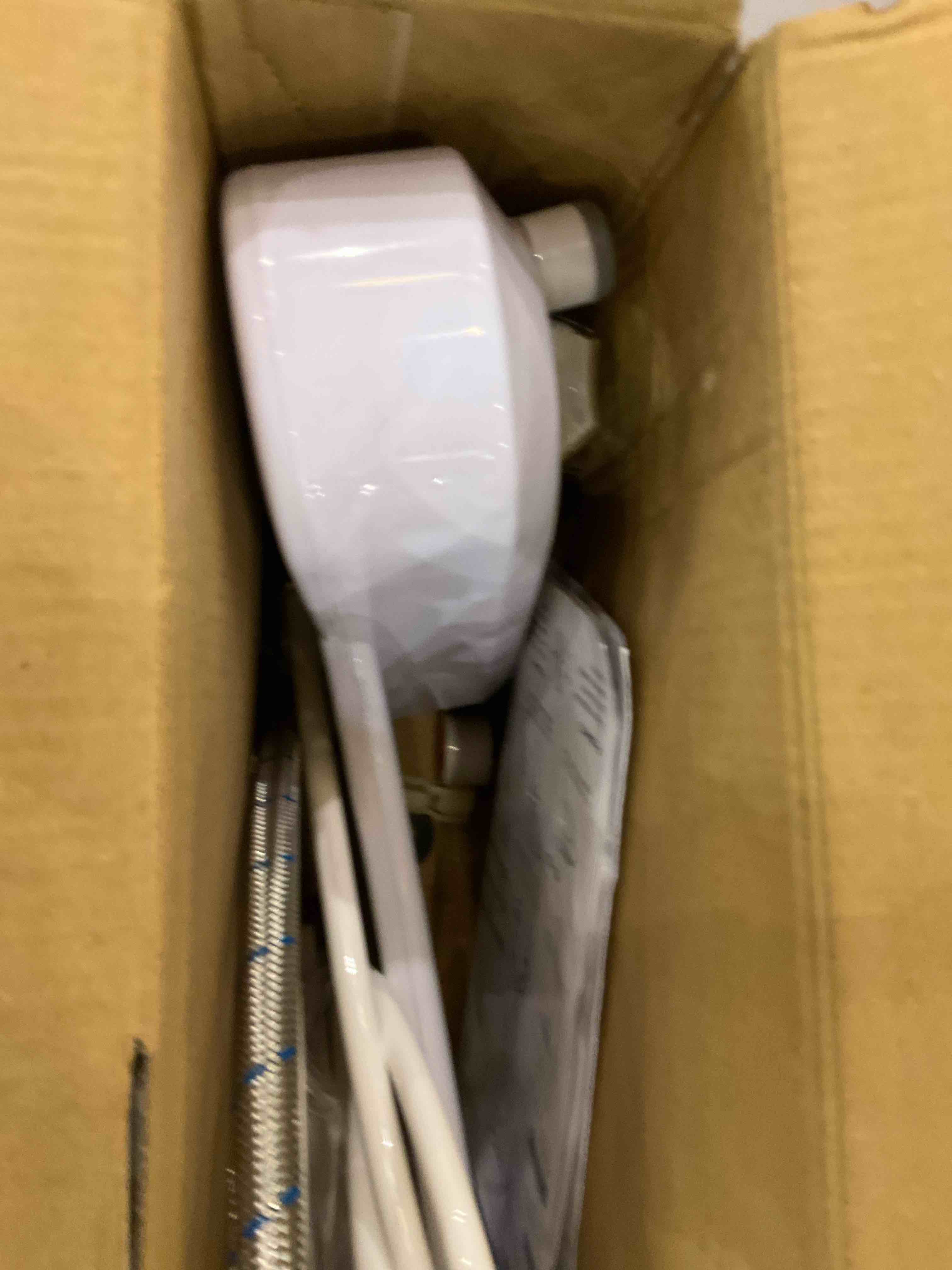 https://s3.amazonaws.com/lotting-images-prod/BargainHunt/EXS01517608_1719581365956.jpeg
