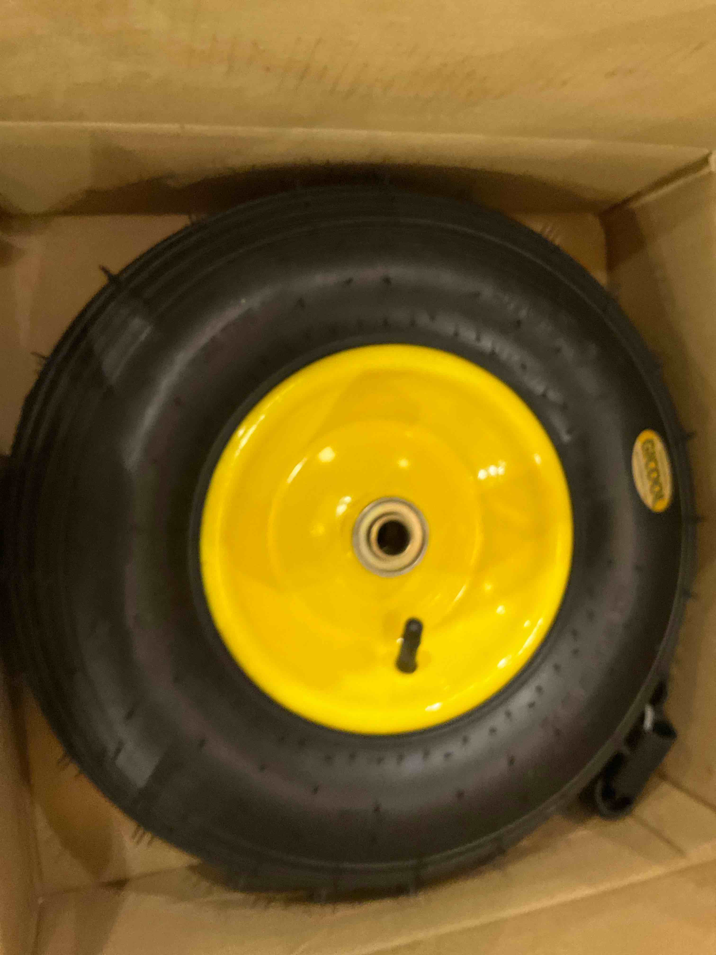 https://s3.amazonaws.com/lotting-images-prod/BargainHunt/EXS01517615_1719582609246.jpeg
