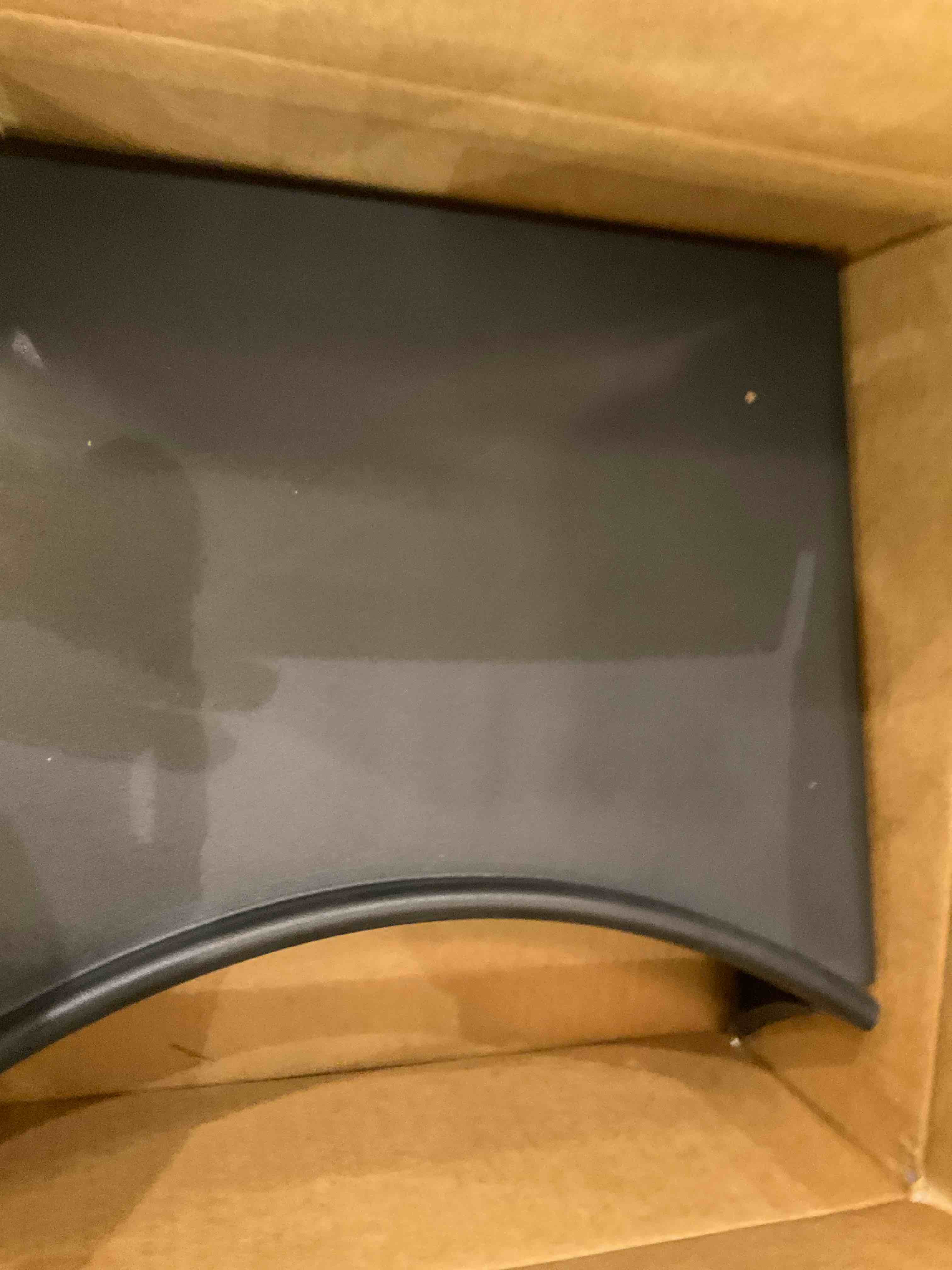 https://s3.amazonaws.com/lotting-images-prod/BargainHunt/EXS01517638_1719586130081.jpeg