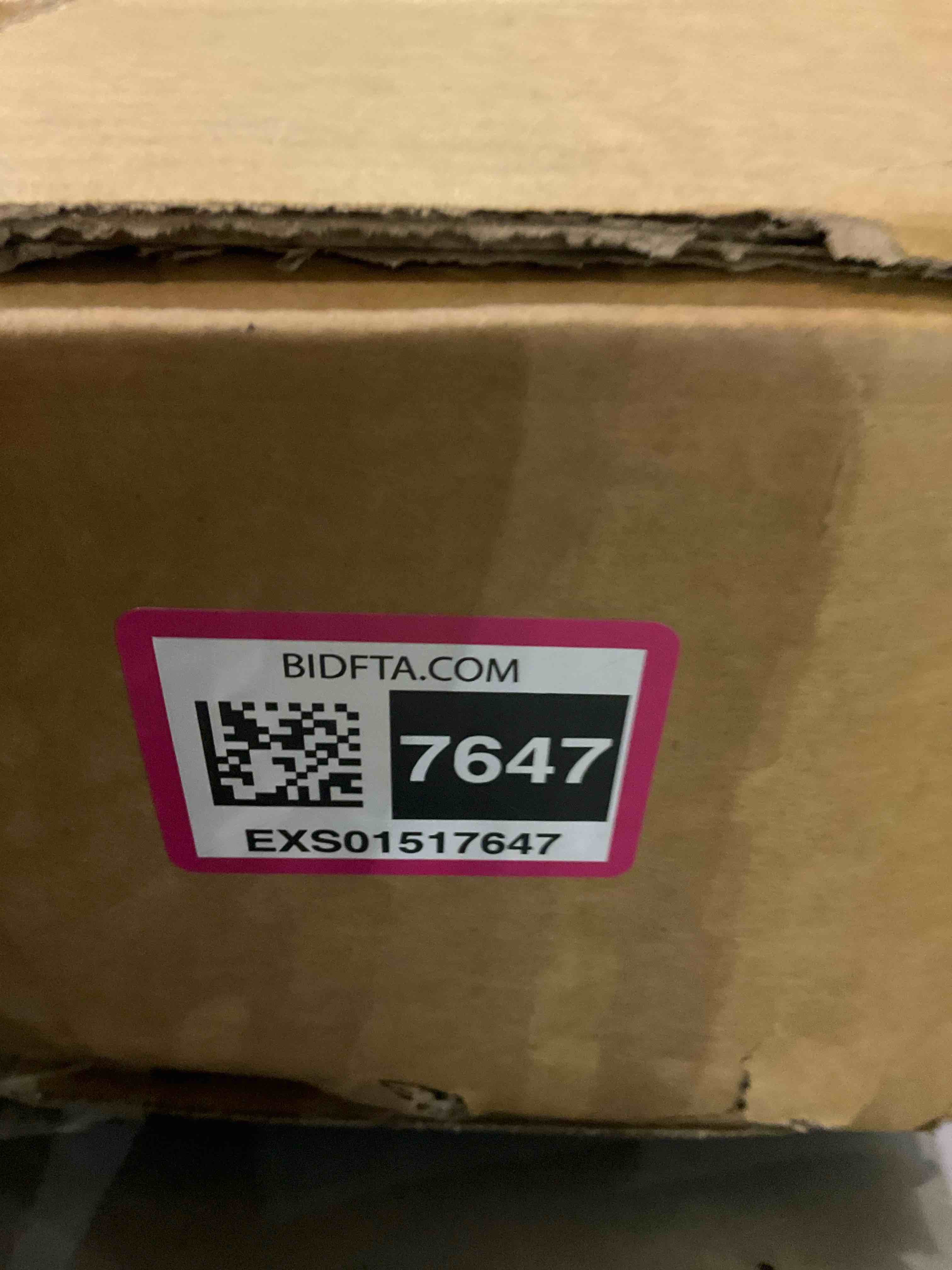 https://s3.amazonaws.com/lotting-images-prod/BargainHunt/EXS01517647_1719833016386.jpeg