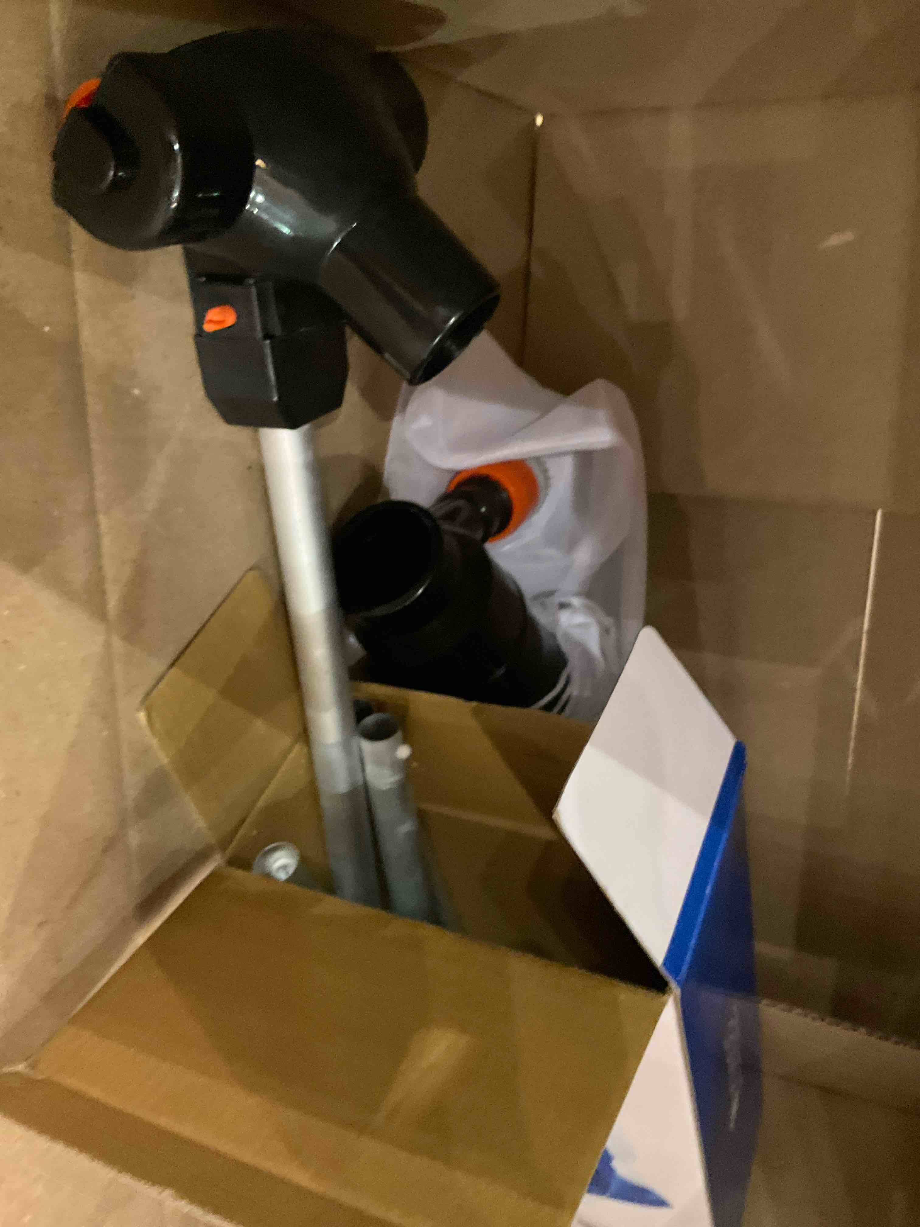https://s3.amazonaws.com/lotting-images-prod/BargainHunt/EXS01517694_1719841615648.jpeg