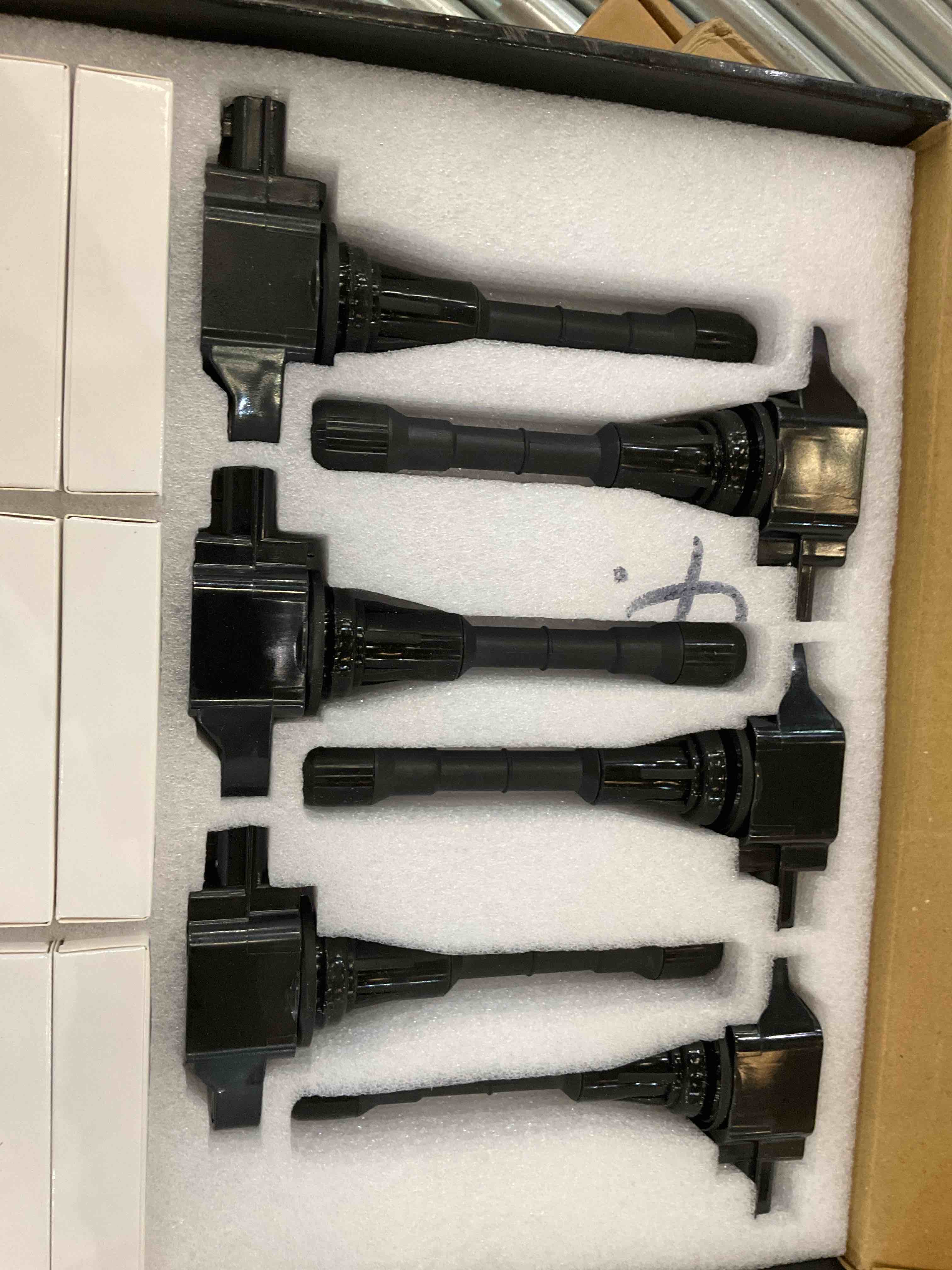 https://s3.amazonaws.com/lotting-images-prod/BargainHunt/EXS01517788_1719859341049.jpeg