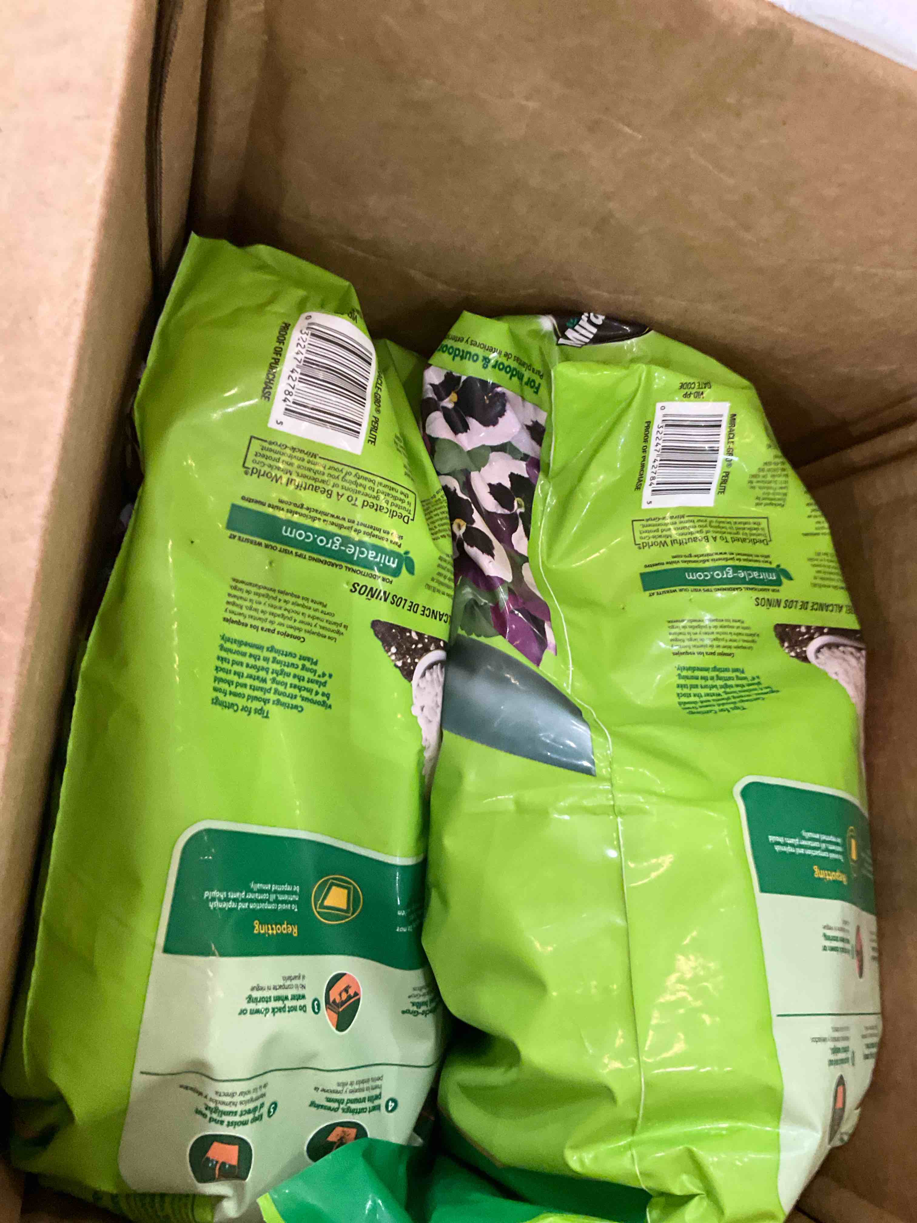 https://s3.amazonaws.com/lotting-images-prod/BargainHunt/EXS01517932_1720017449973.jpeg