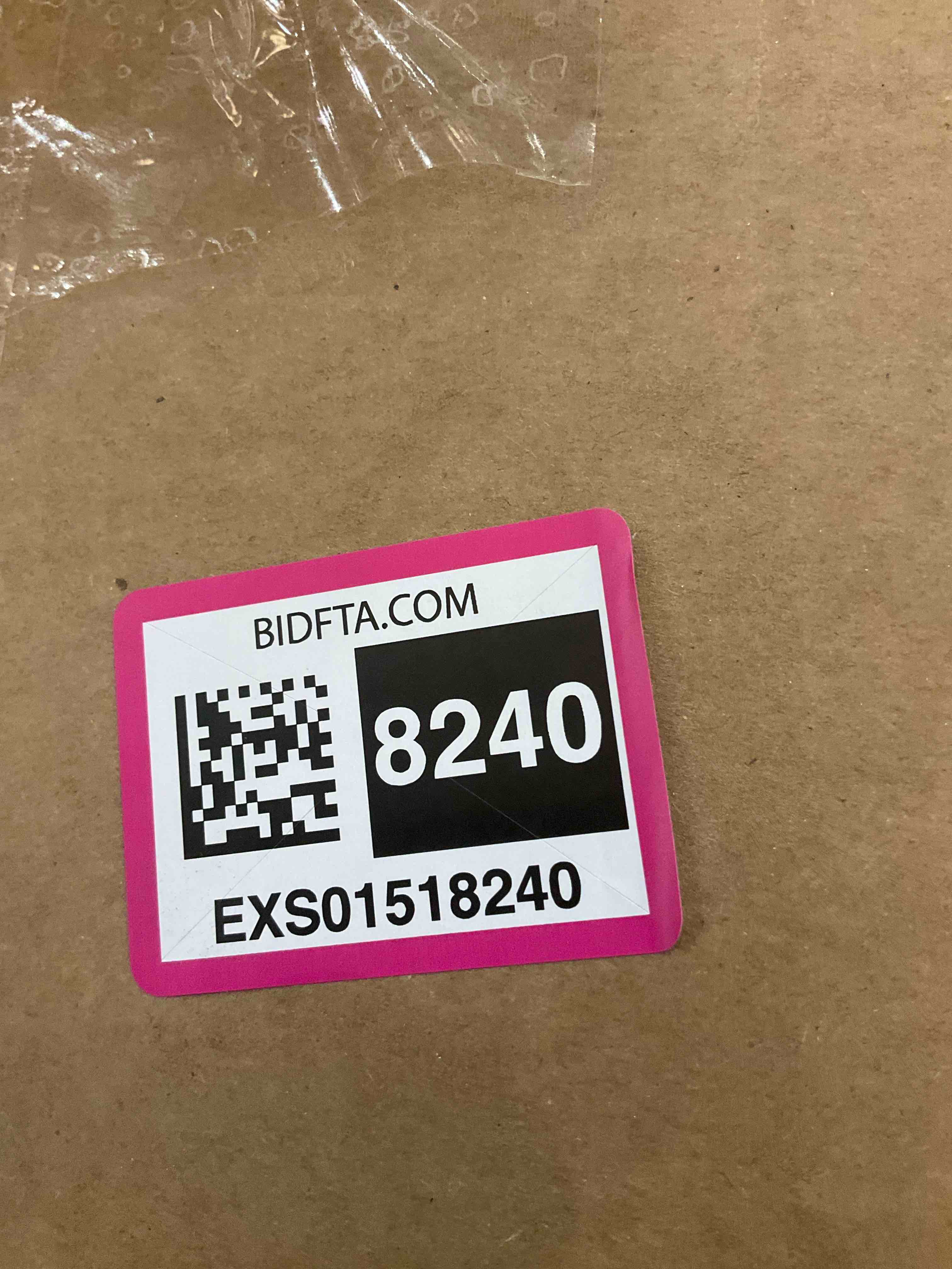 https://s3.amazonaws.com/lotting-images-prod/BargainHunt/EXS01518240_1716488960396.jpeg