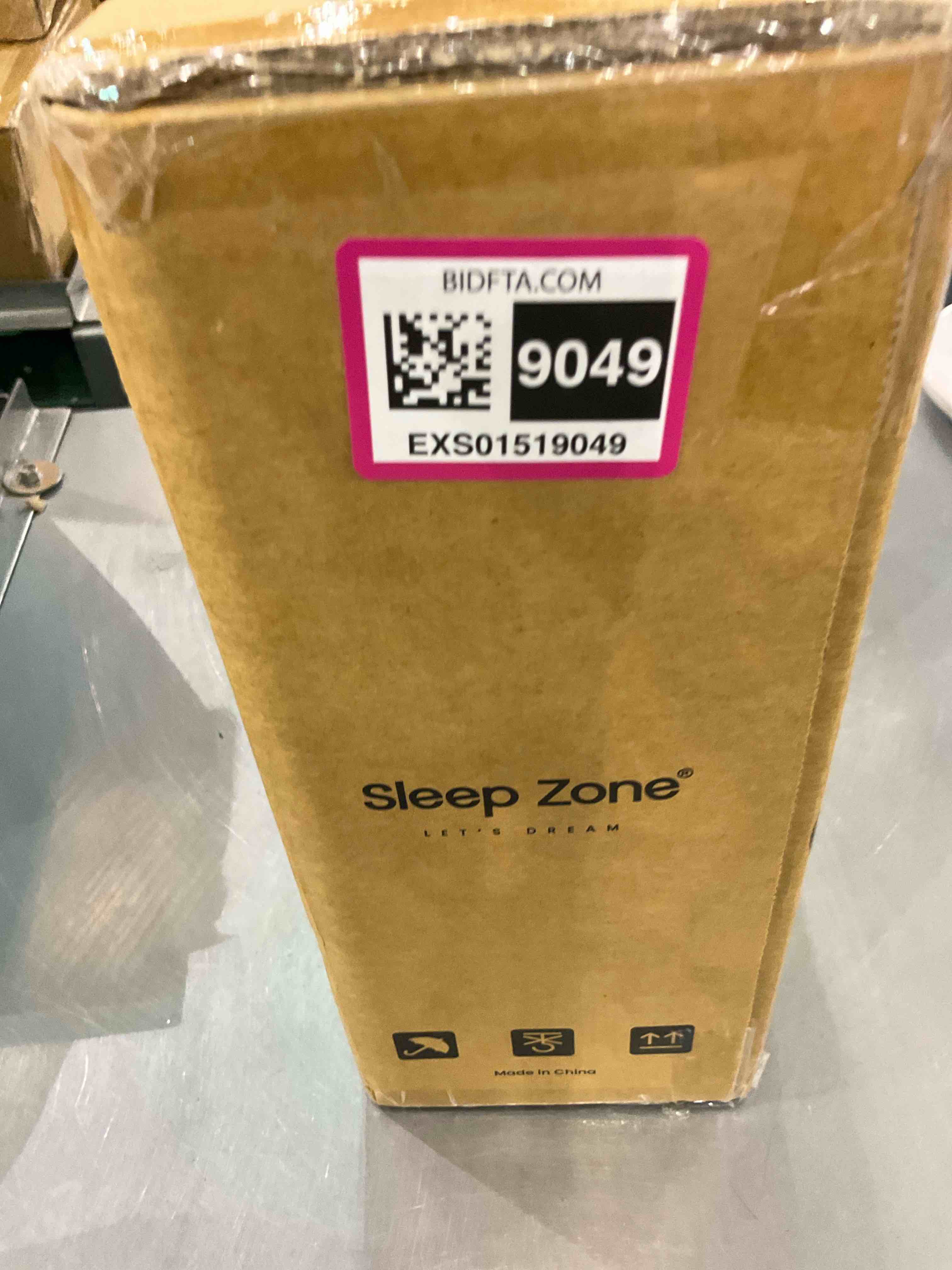 https://s3.amazonaws.com/lotting-images-prod/BargainHunt/EXS01519049_1715953488100.jpeg