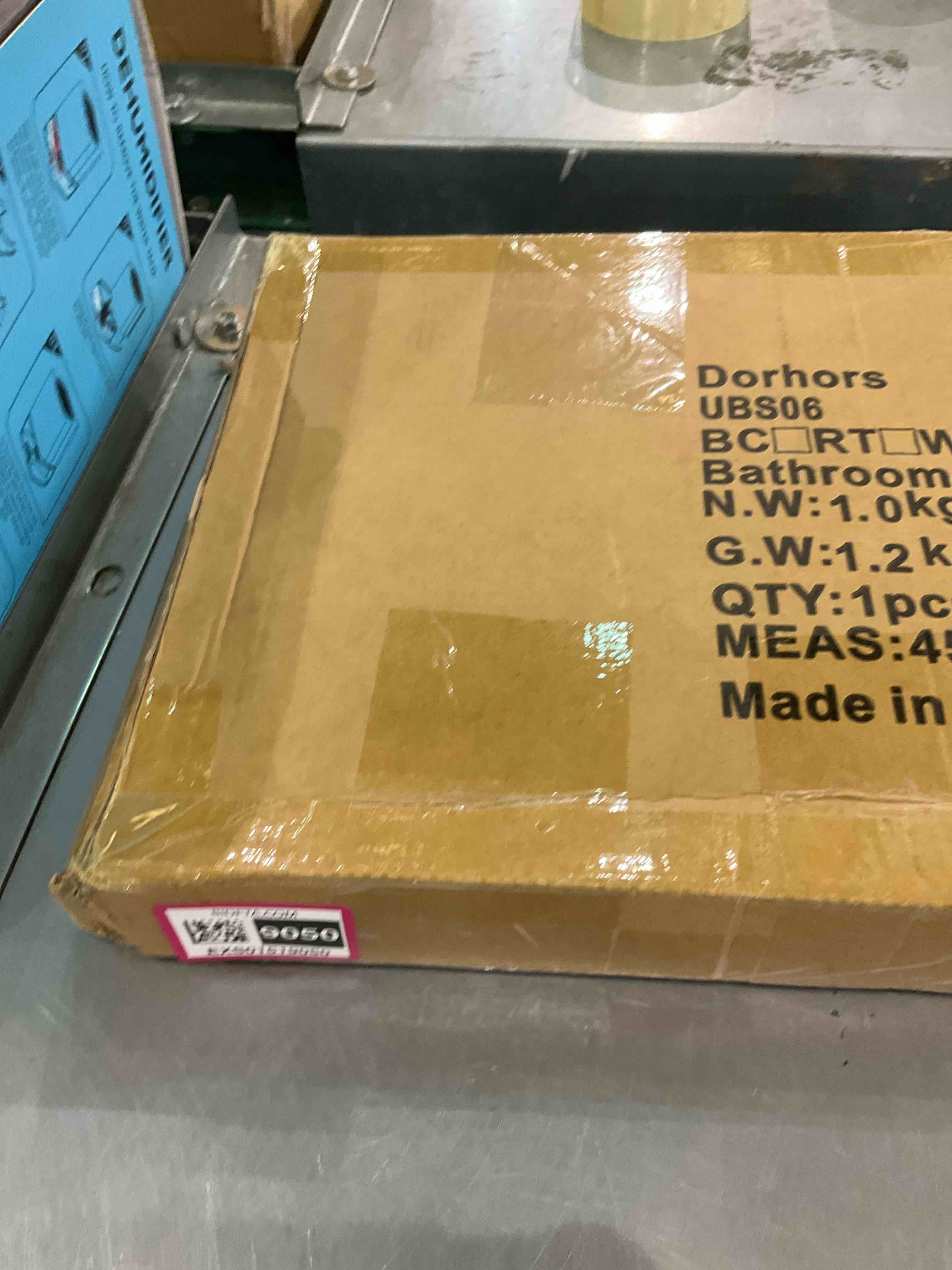 https://s3.amazonaws.com/lotting-images-prod/BargainHunt/EXS01519050_1715953408505.jpeg