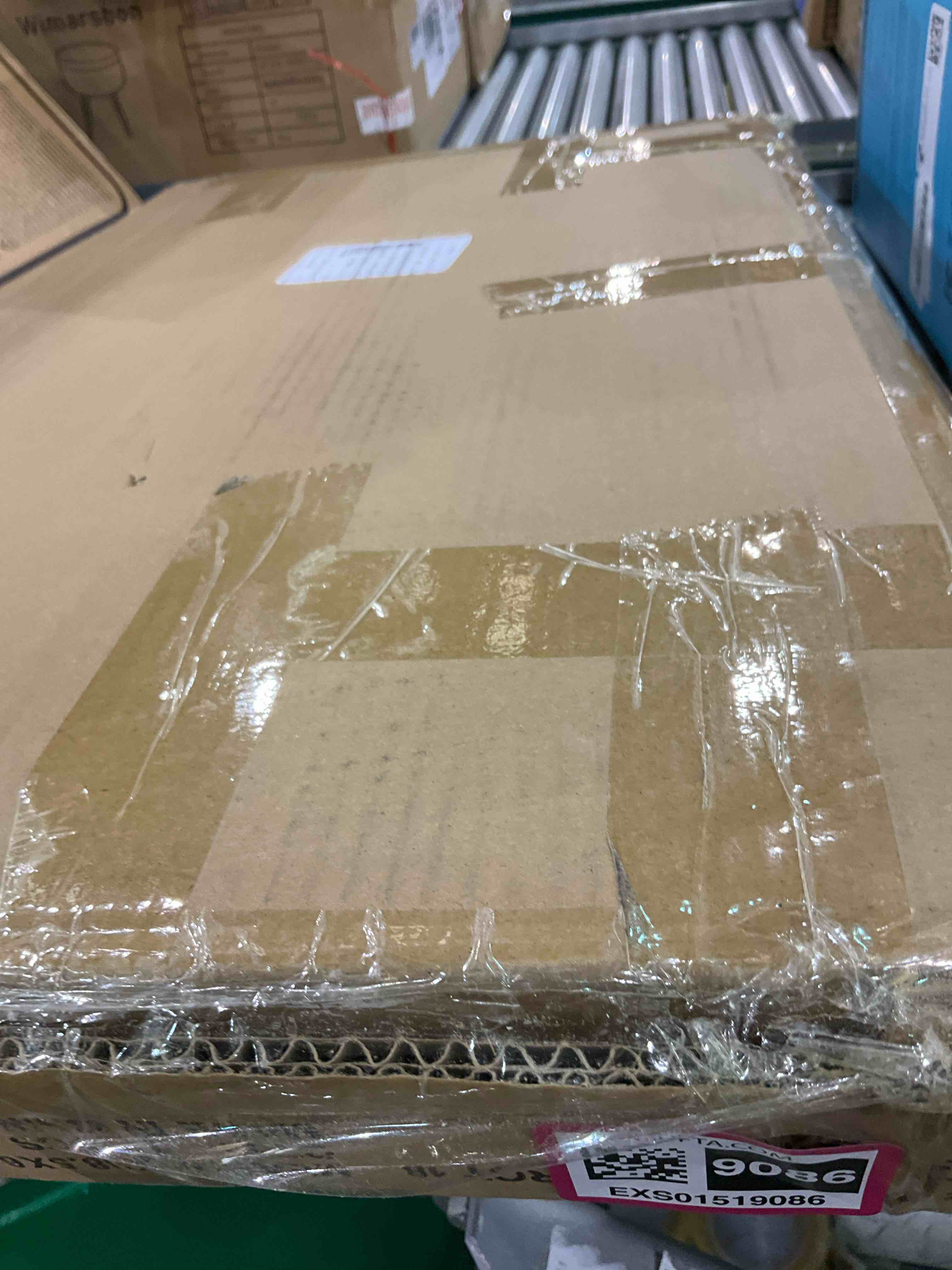 https://s3.amazonaws.com/lotting-images-prod/BargainHunt/EXS01519086_1715964942768.jpeg