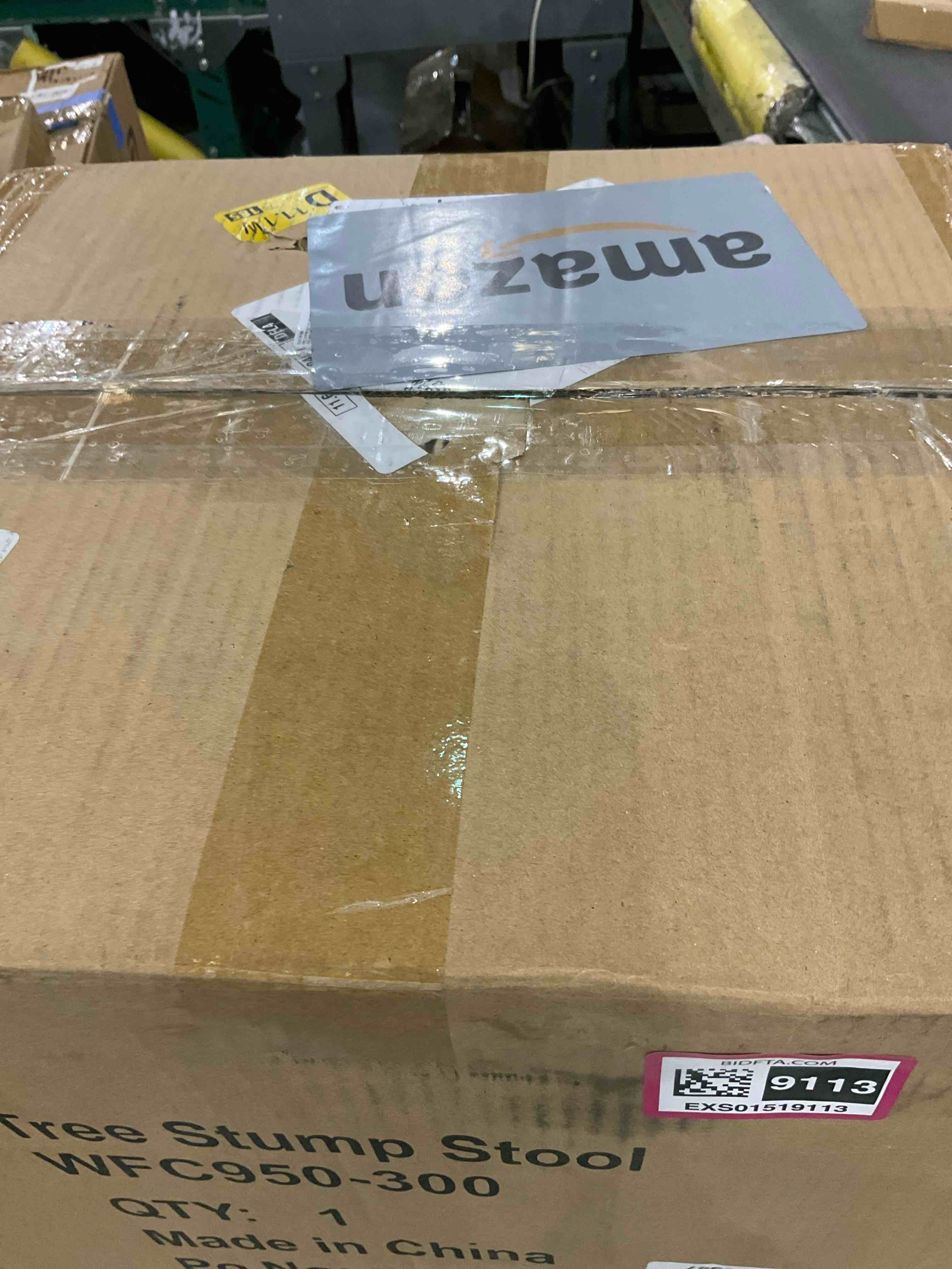 https://s3.amazonaws.com/lotting-images-prod/BargainHunt/EXS01519113_1715968014559.jpeg